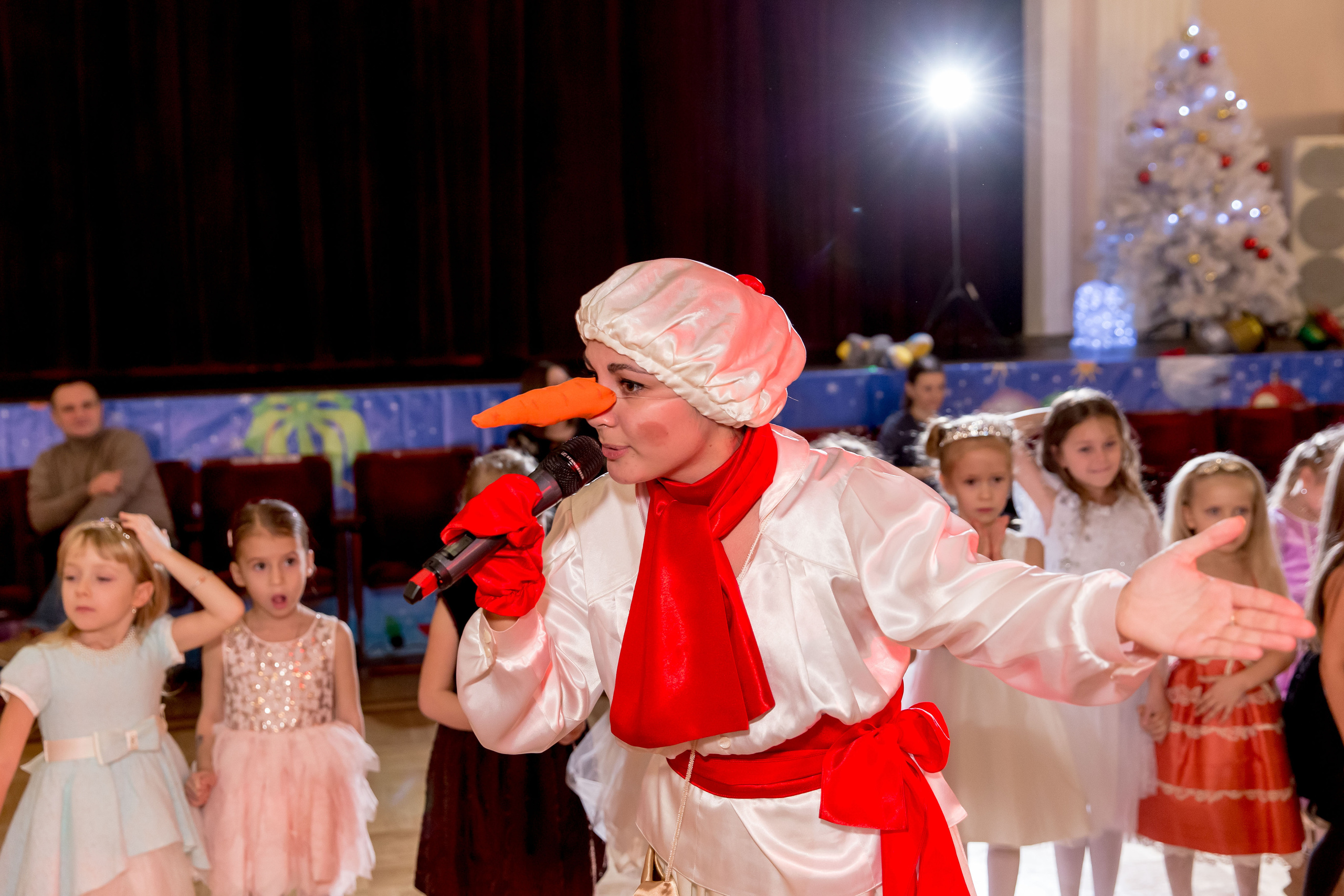 Фотосъёмка новогоднего утренника. Фотограф на праздник, корпоратив, День Рождения и Юбилей в г. Санкт-Петербурге Алексей Анкушев