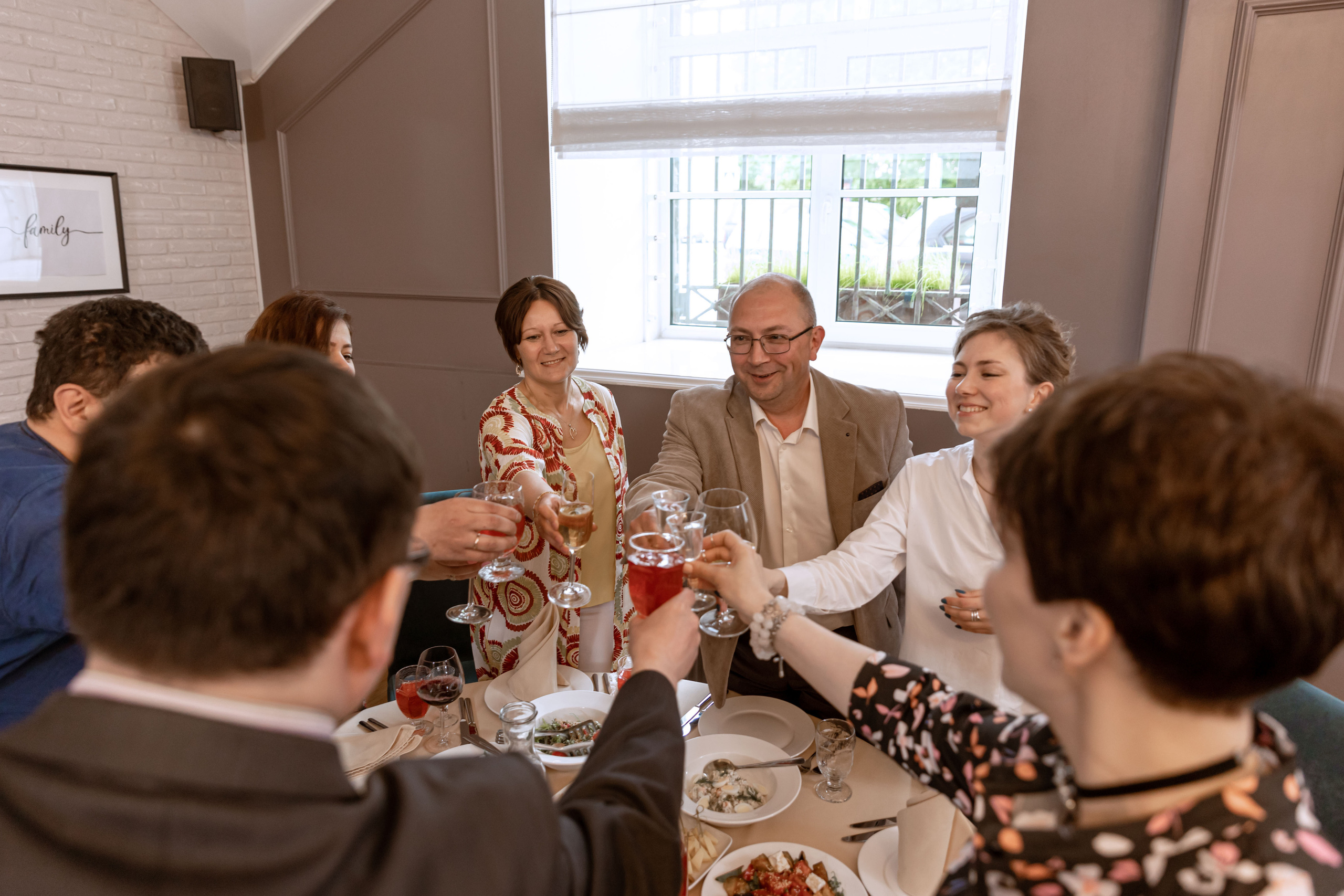 Фотограф на юбилей пригласить заказать. Фотограф на праздник, корпоратив, День Рождения и Юбилей в г. Санкт-Петербурге Алексей Анкушев