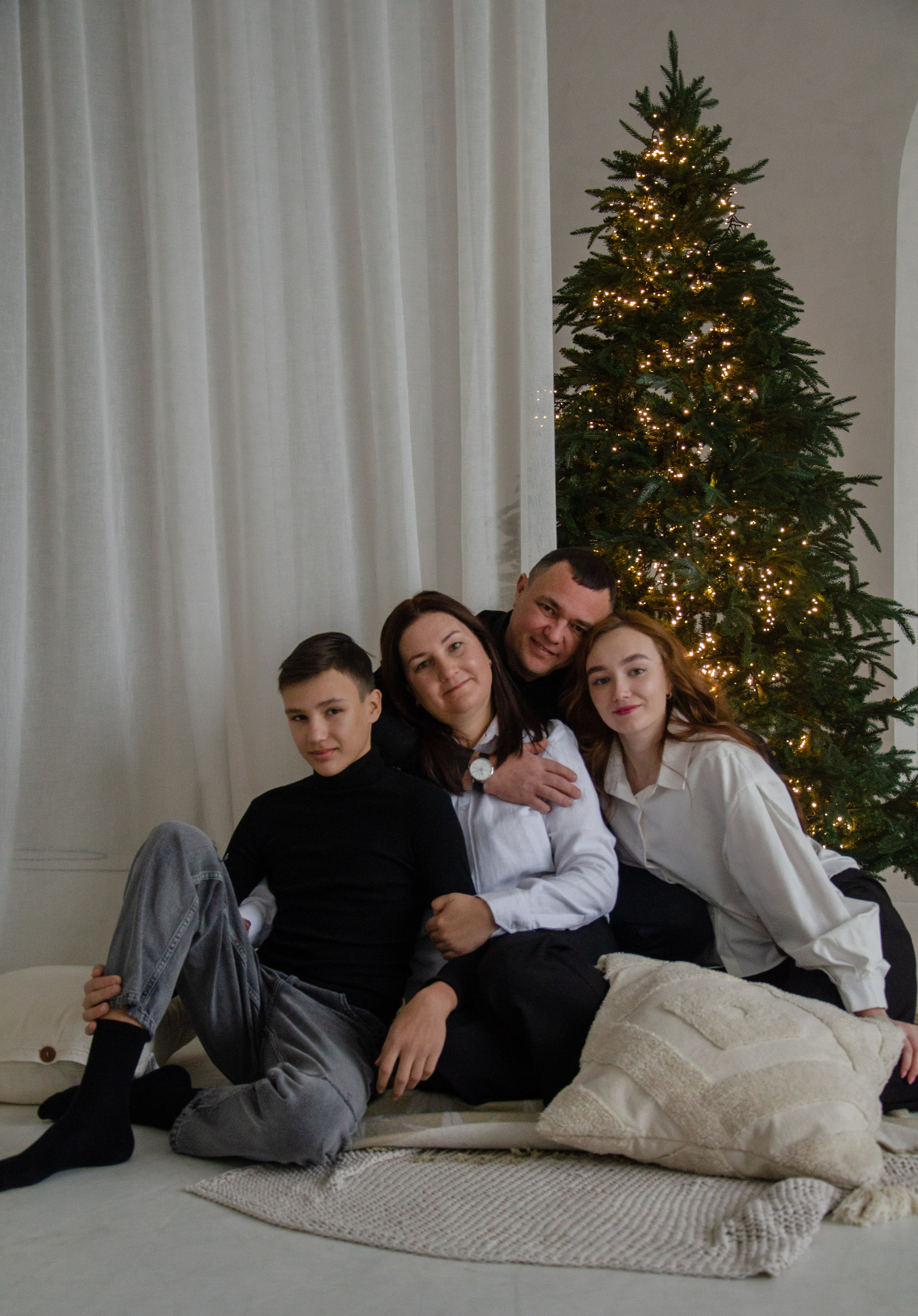 Семья Лестевых, Новый год. Фотограф Челябинск Ирина Ермоленко