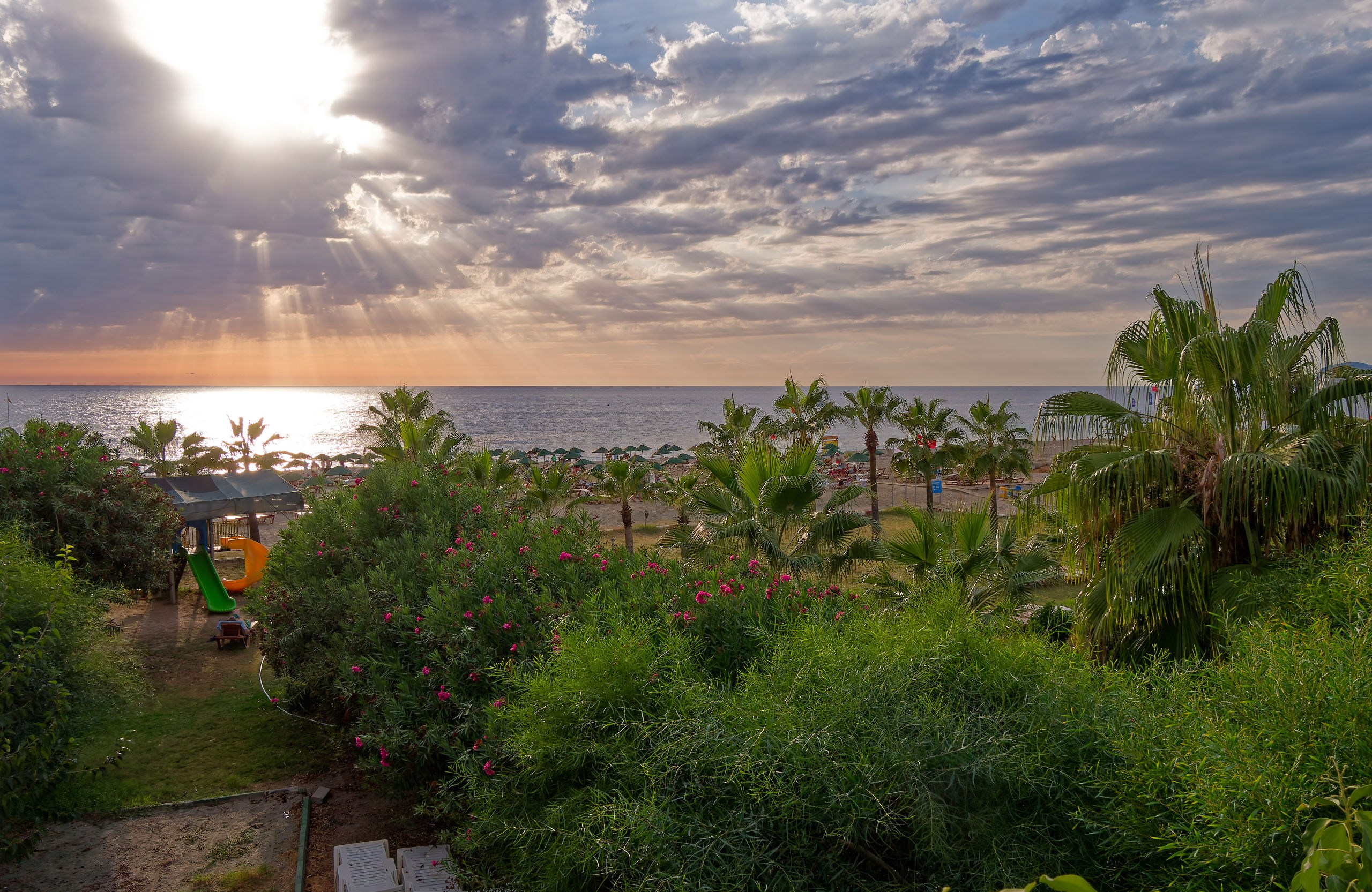 Алания 2025, Махмутлар, городские пейзажи. Избранные фотографии