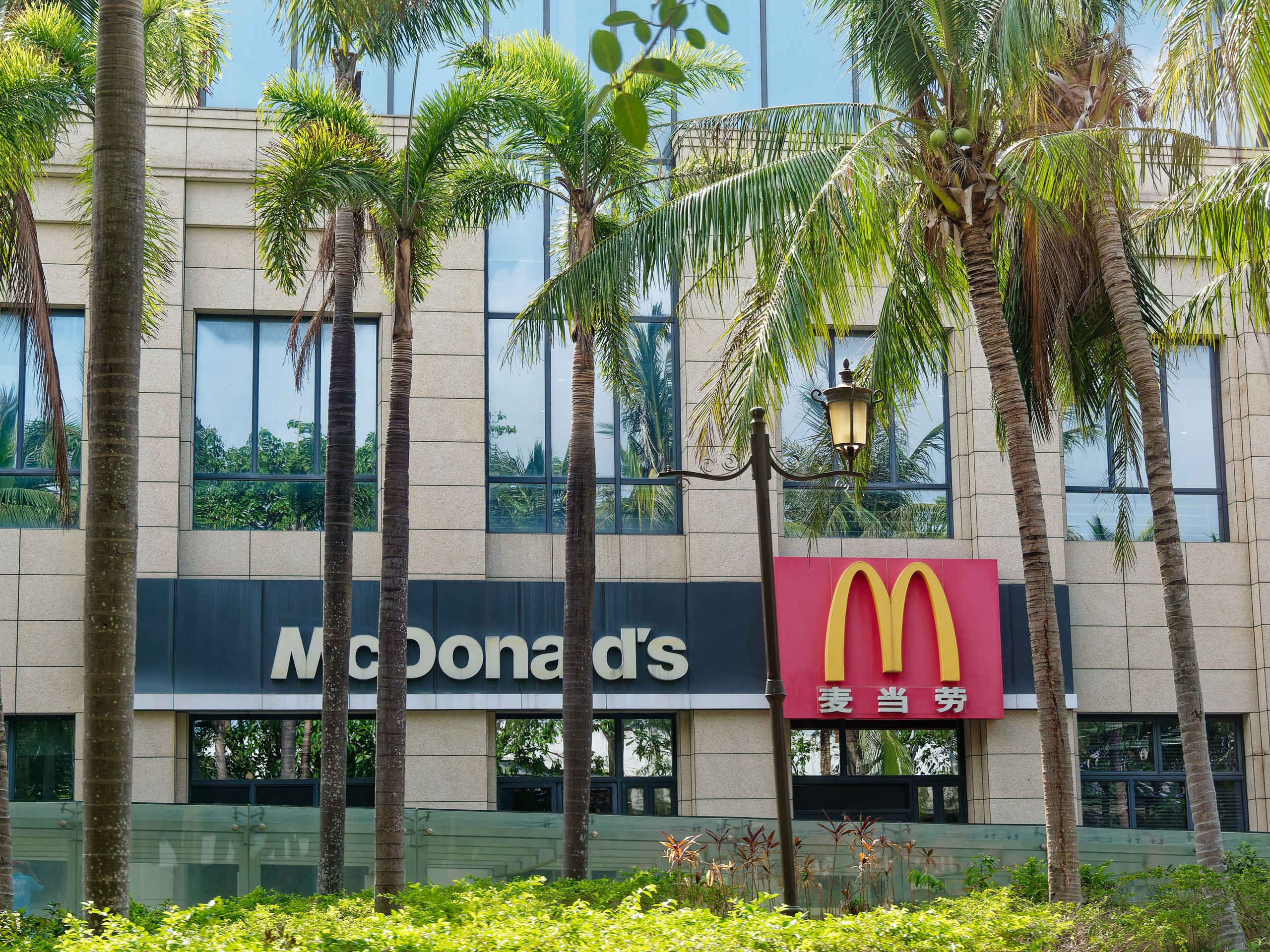 Хайнань 2026, улицы Ялунвань и Саньи. Фотопрогулки по Миру