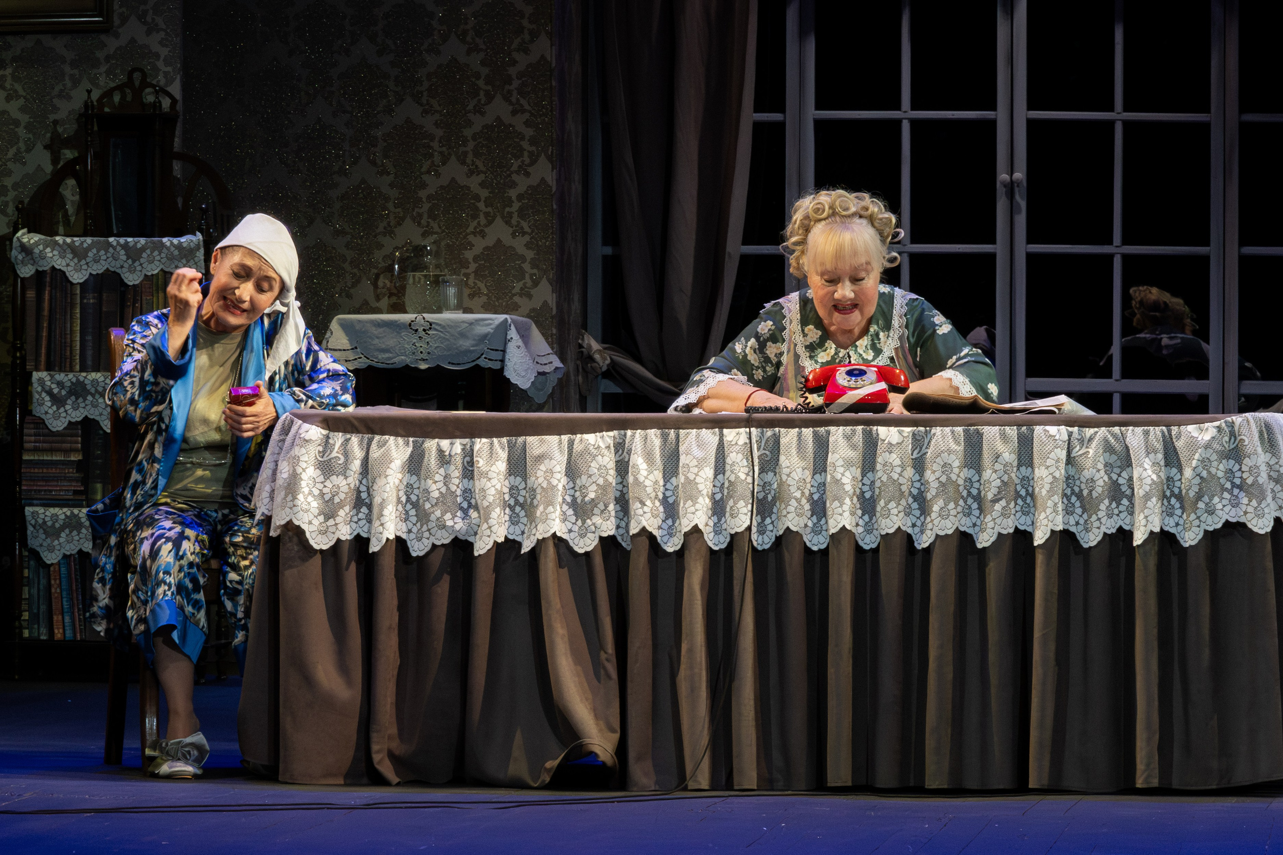 Театр Юного Зрителя «Отчаянные Тетки». Фотограф Марк Файзулин