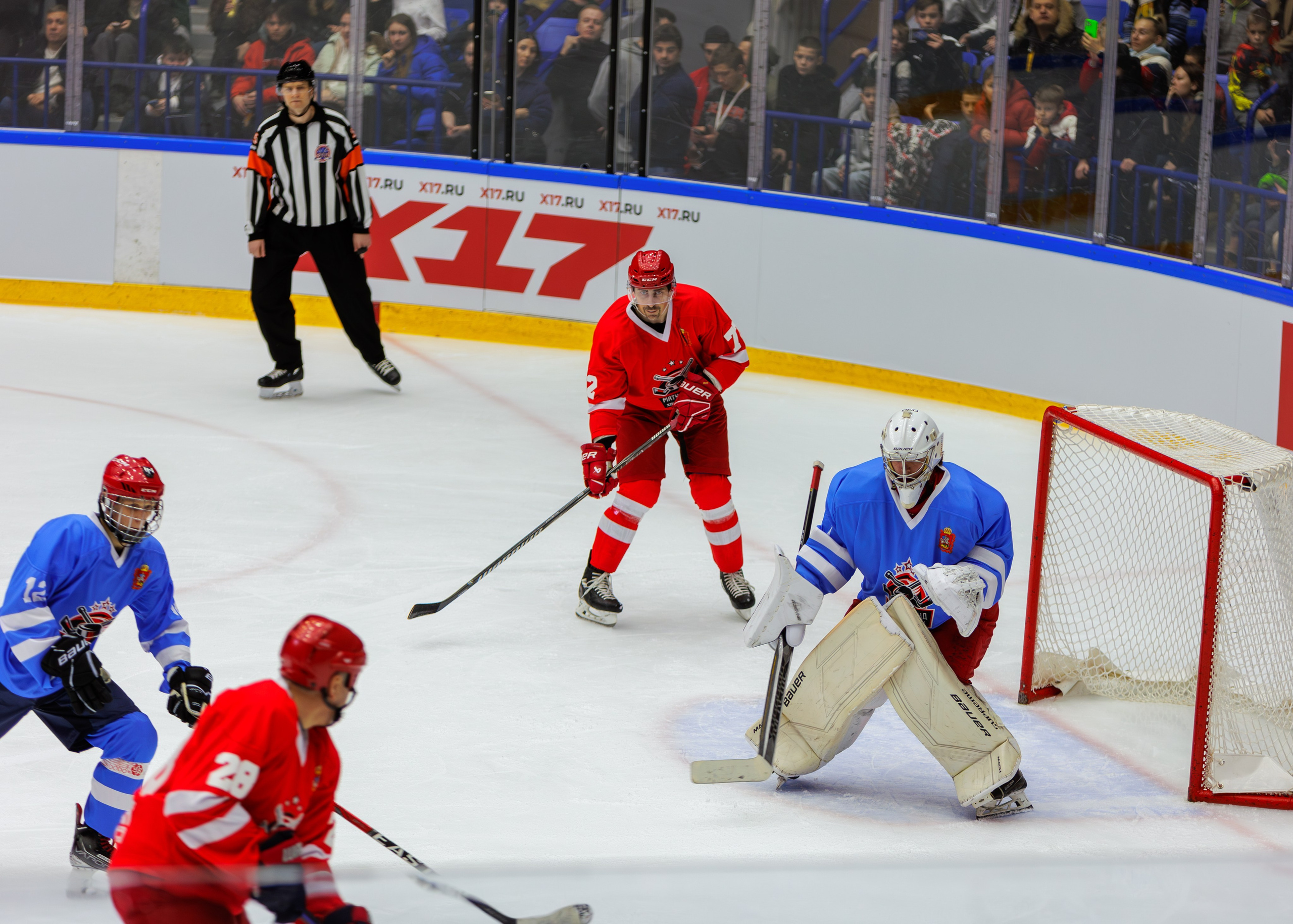 Первый матч Легенд в 2025 году. Выпускные альбомы и школьный фотограф в Подольске, Троицке, Щербинке, Москве и Московской области