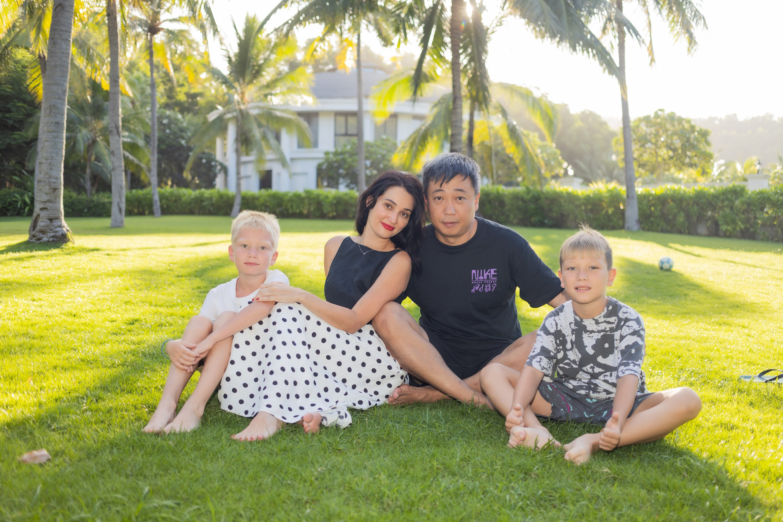 MARRIOTT. Family and Private Photoshoot in Nha Trang