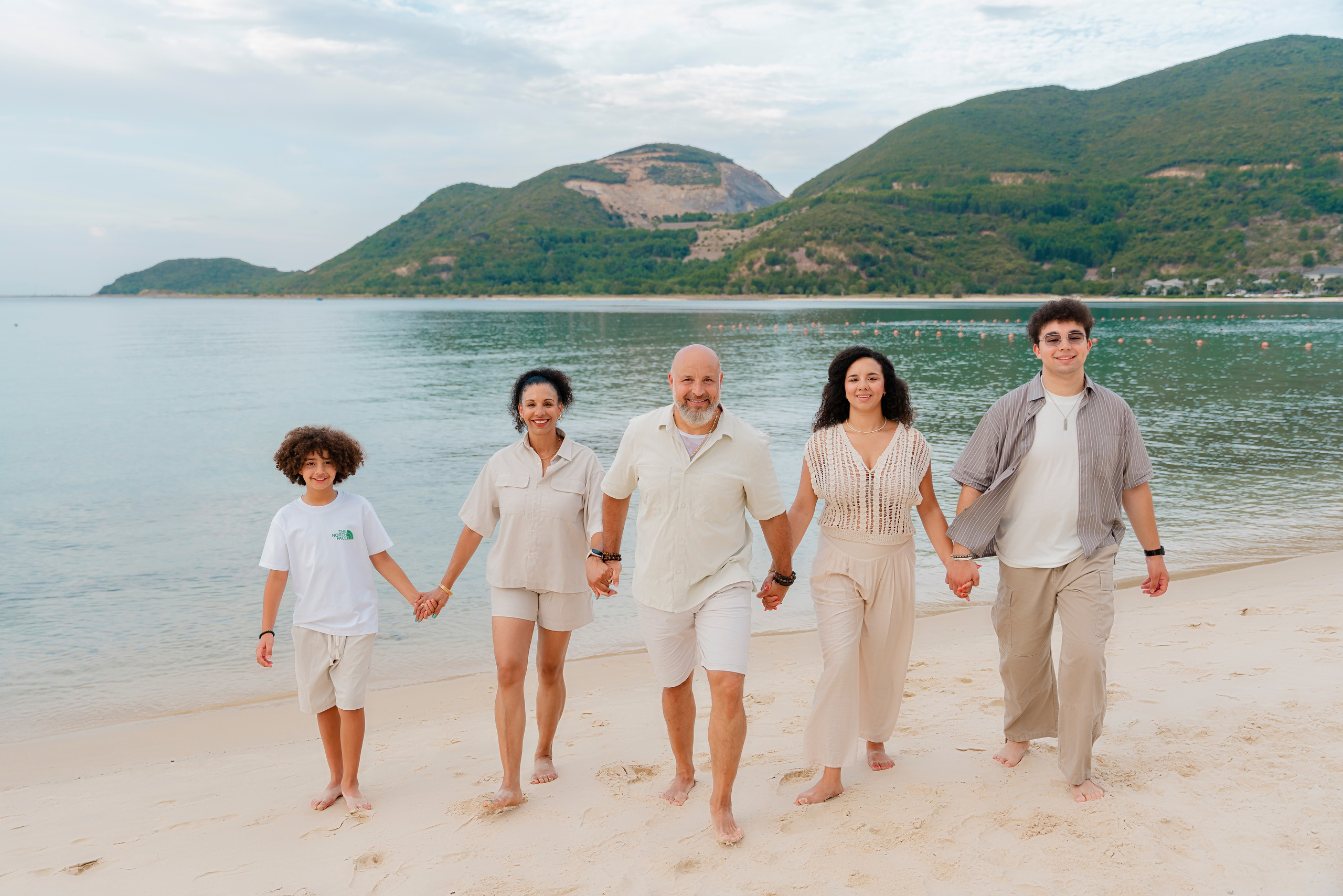 MARRIOTT. Family and Private Photoshoot in Nha Trang