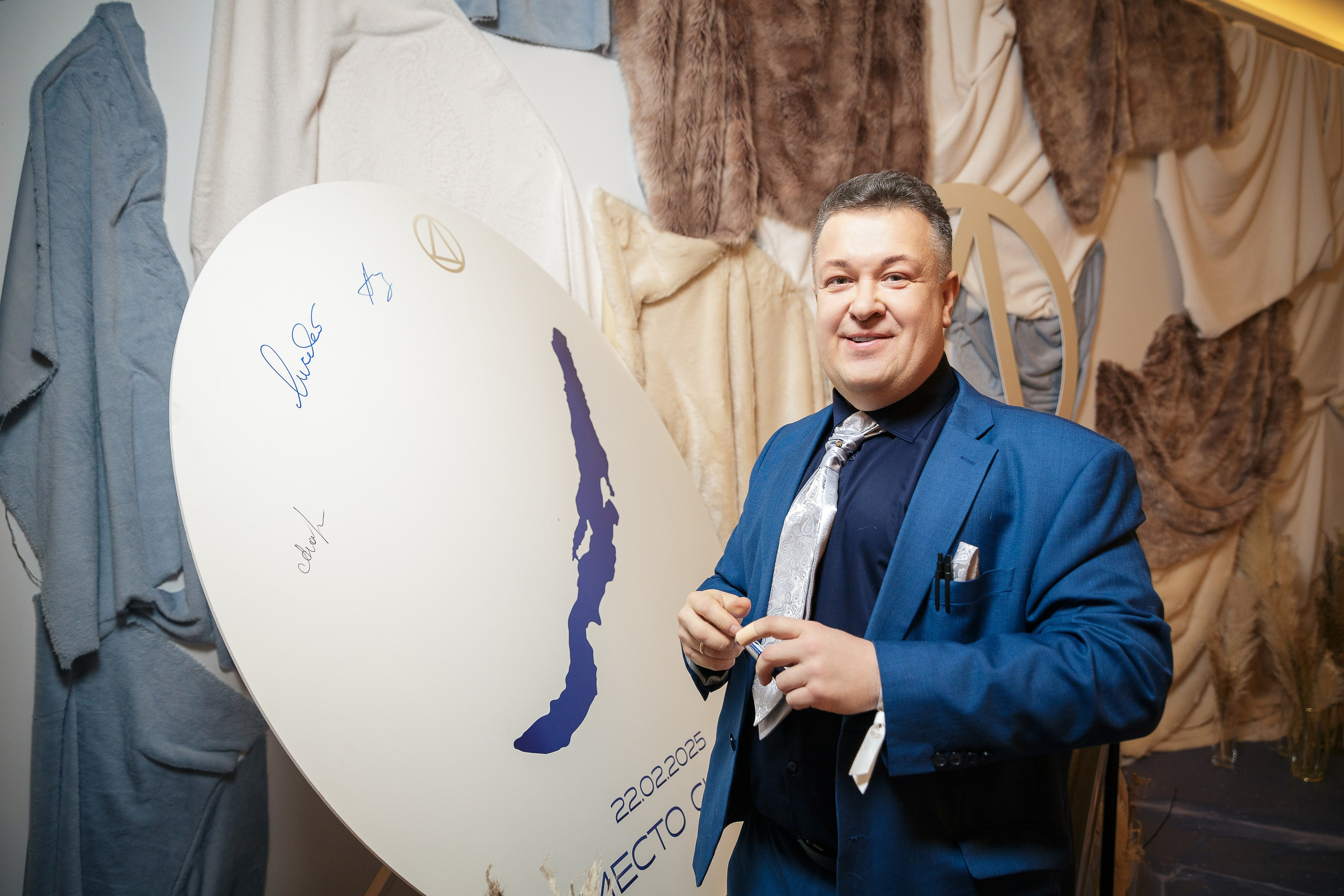 День рождения клуба «Деньги» 6 лет 2025. Репортажный Фотограф Александр Назаров. Москва и М.О