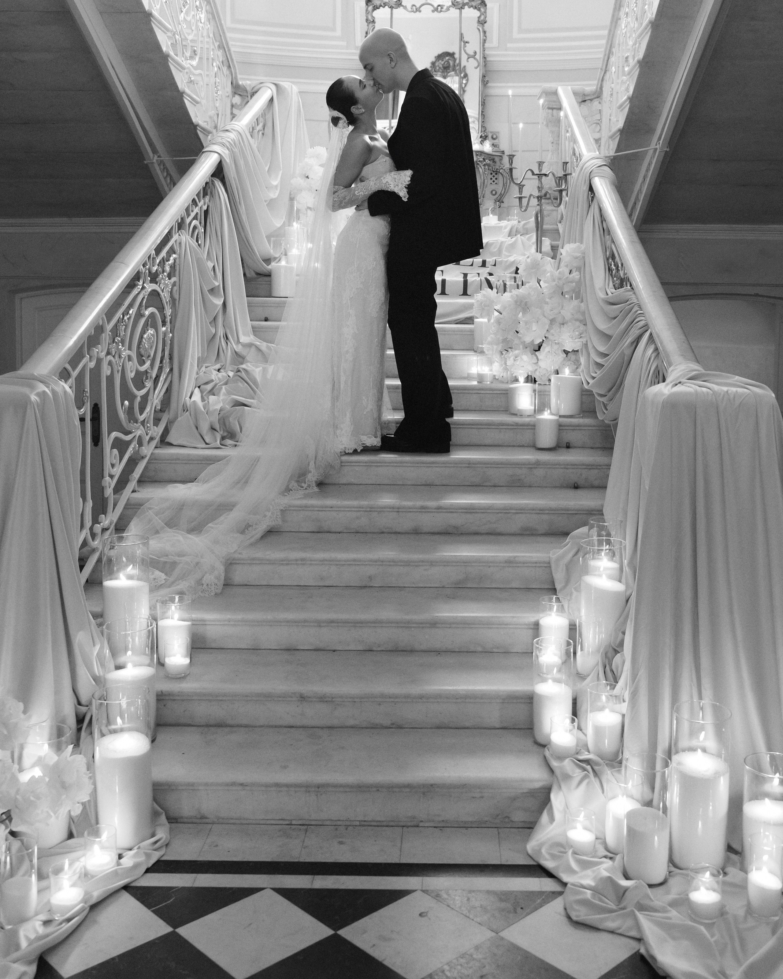 Вова и Лиза. Питер. Гранд Отель Европа, 1 дворец бракосочетания и особняк Мясникова. Свадебный фотограф Катерина Чулкова