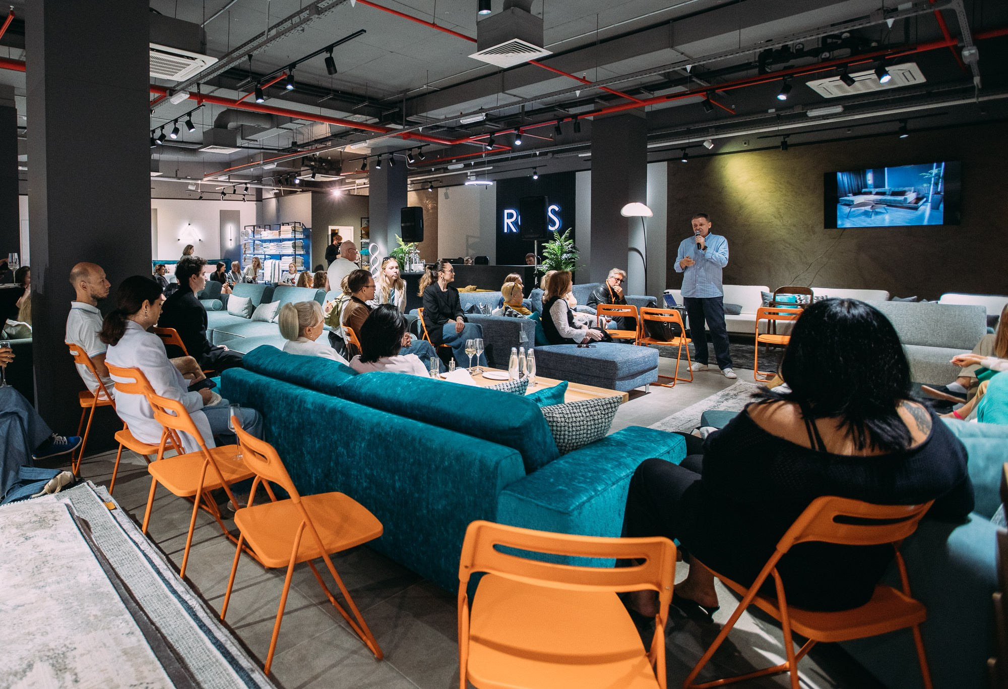 ROIS. AI Креатор