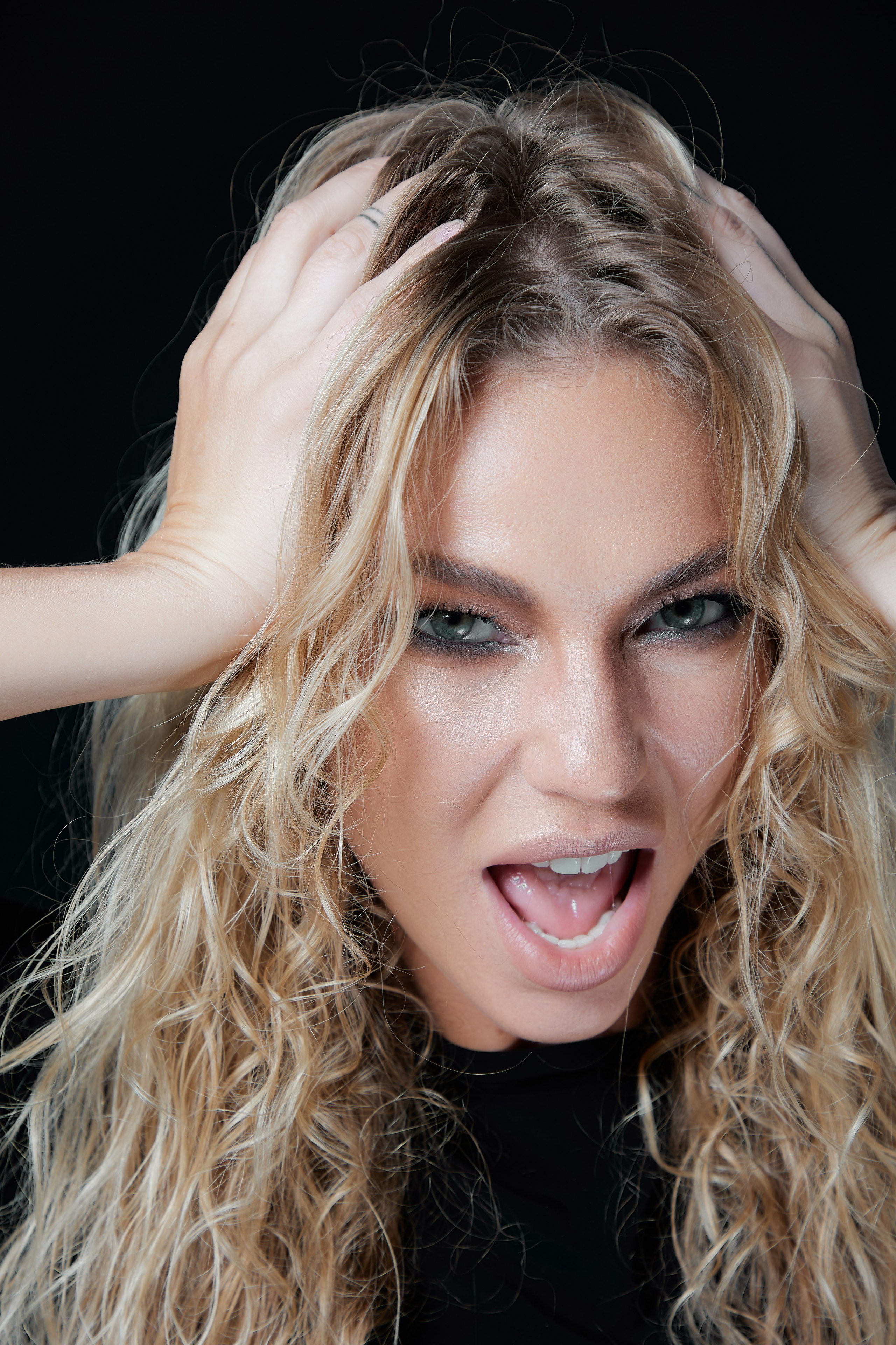 Карина и Катя. Фотограф Денис Лесковский (Тюмень)