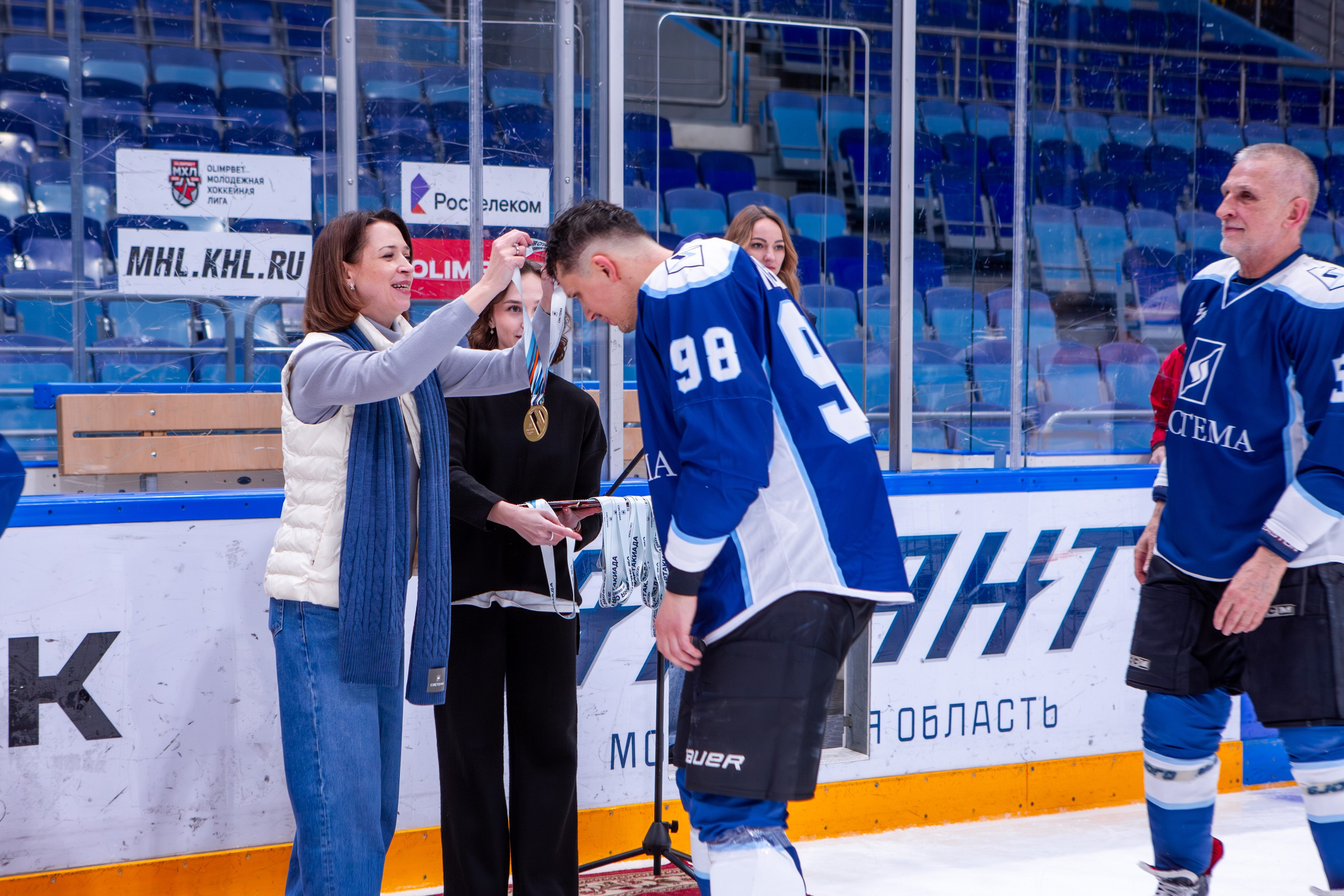 Чемпионат по хоккею. Репортажный, семейный, свадебный, портретный фотограф