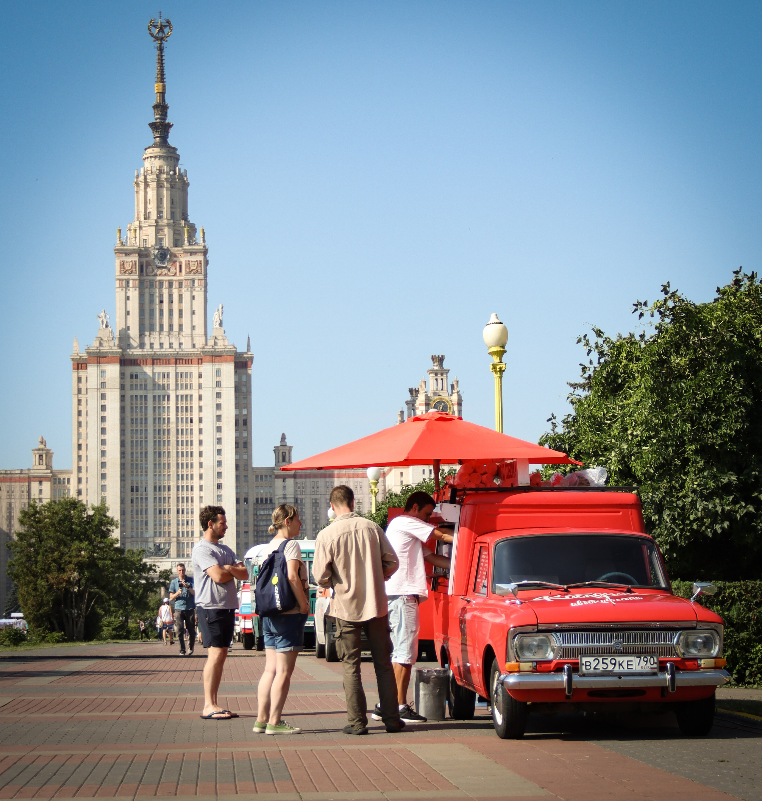Ретро техника, ретро туризм. Street photography, retro photography