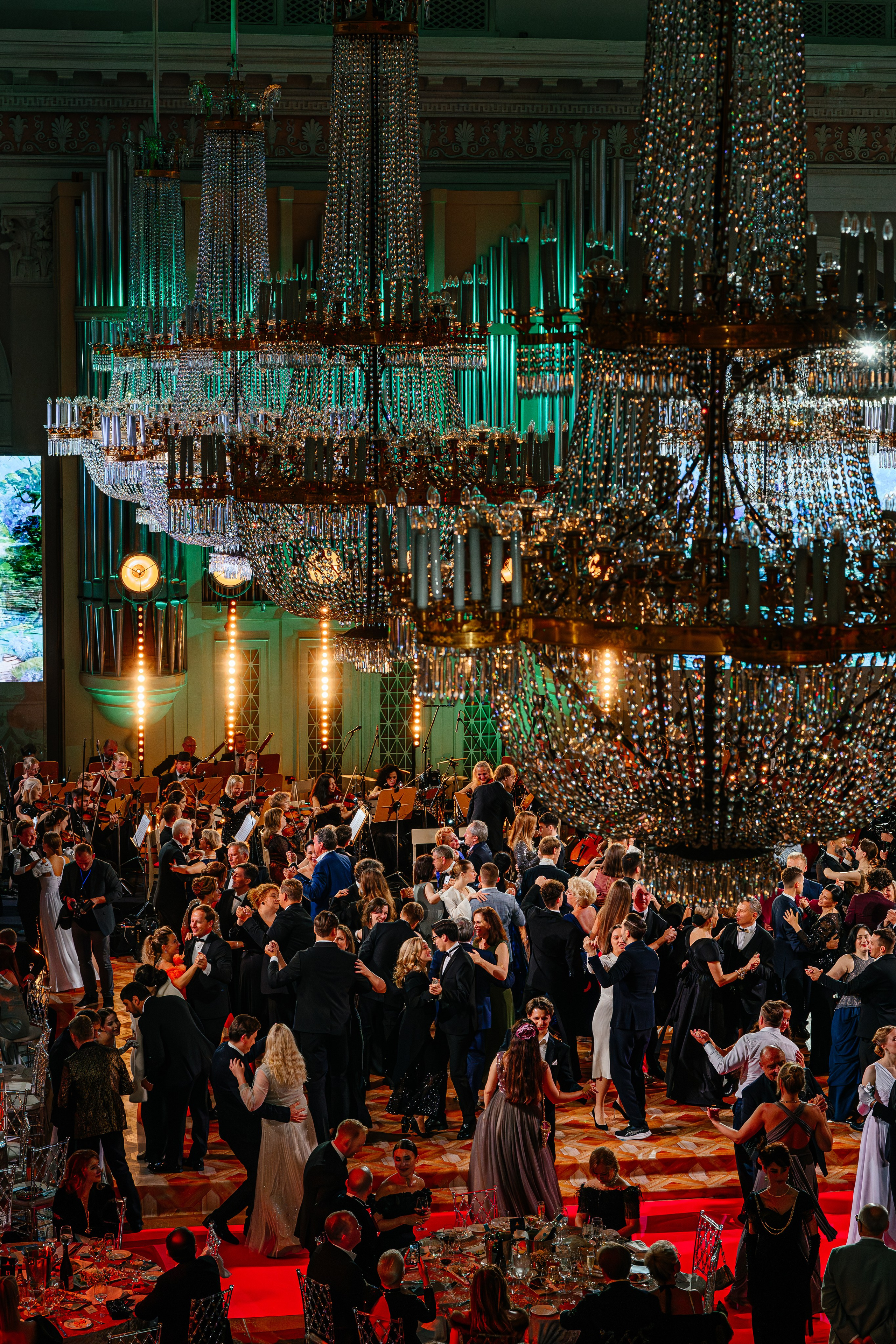 Петровский бал 2025. Коммерческий фотограф в Санкт-Петербурге Анна Кобзарь