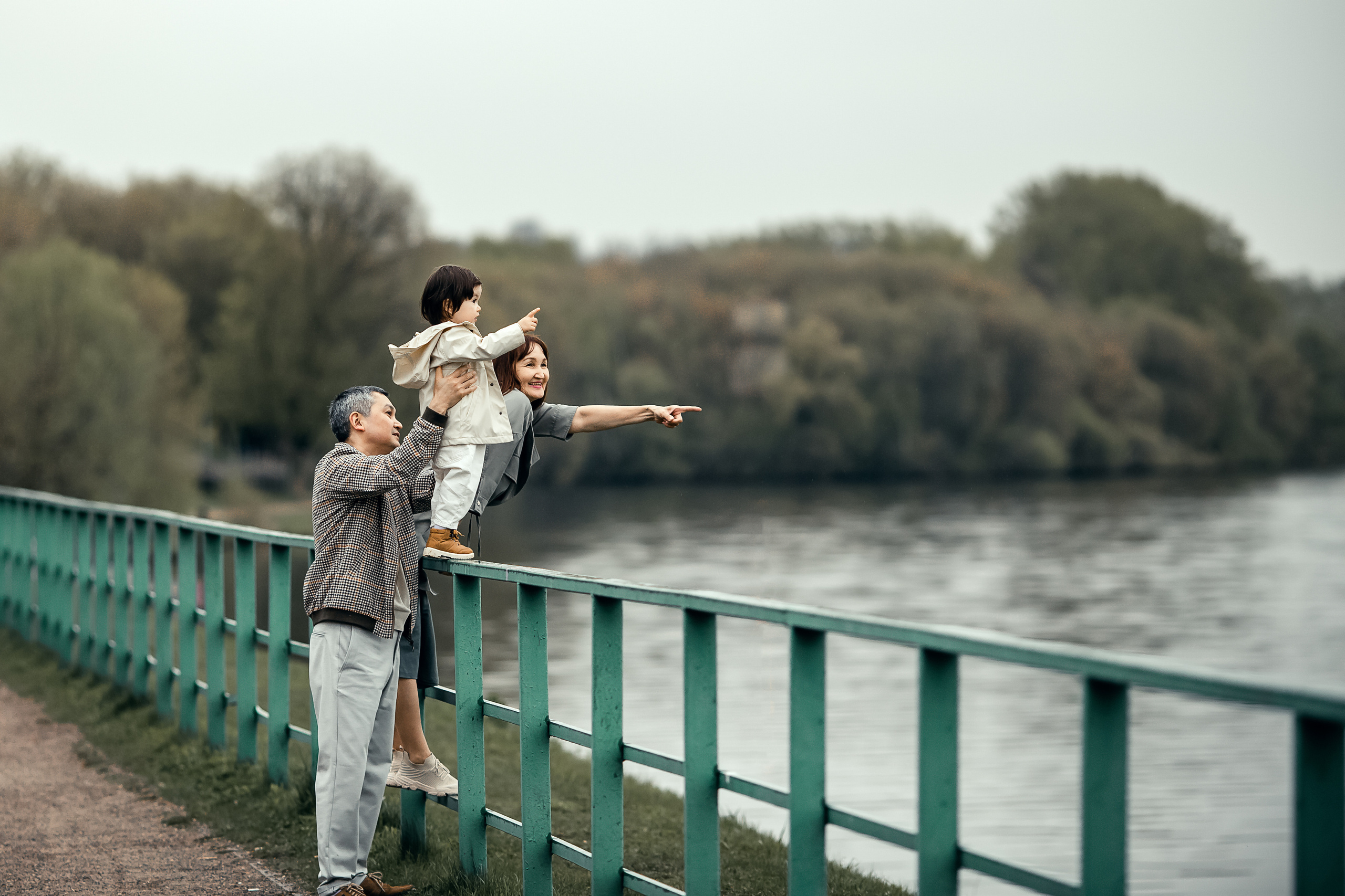 Эмилия с родителями. Семейный и детский фотограф в Москве Юлия