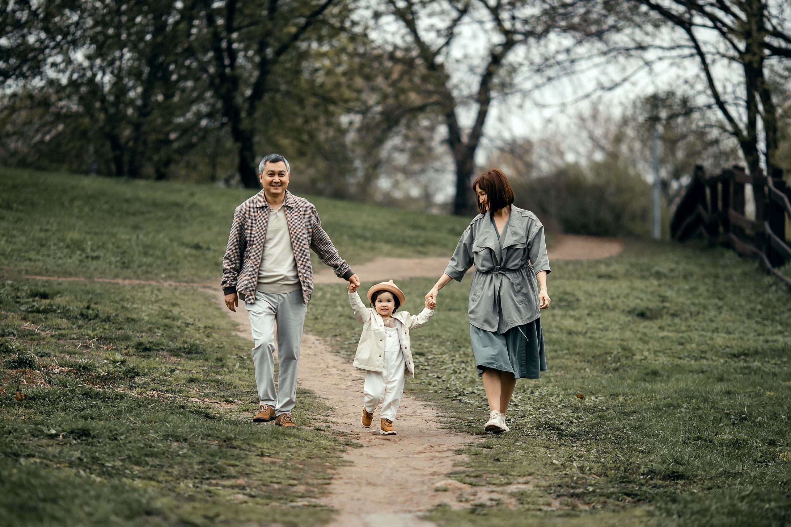 Эмилия с родителями. Семейный и детский фотограф в Москве Юлия