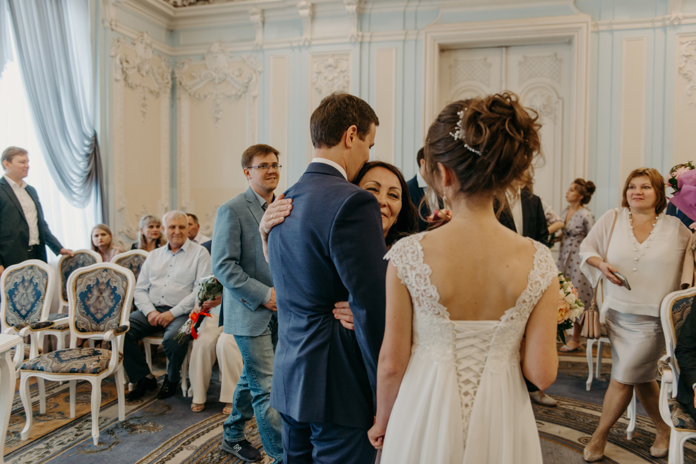 Летняя свадьба в отеле Введенский. Свадебный фотограф в Санкт-Петербурге Венера Ахметова