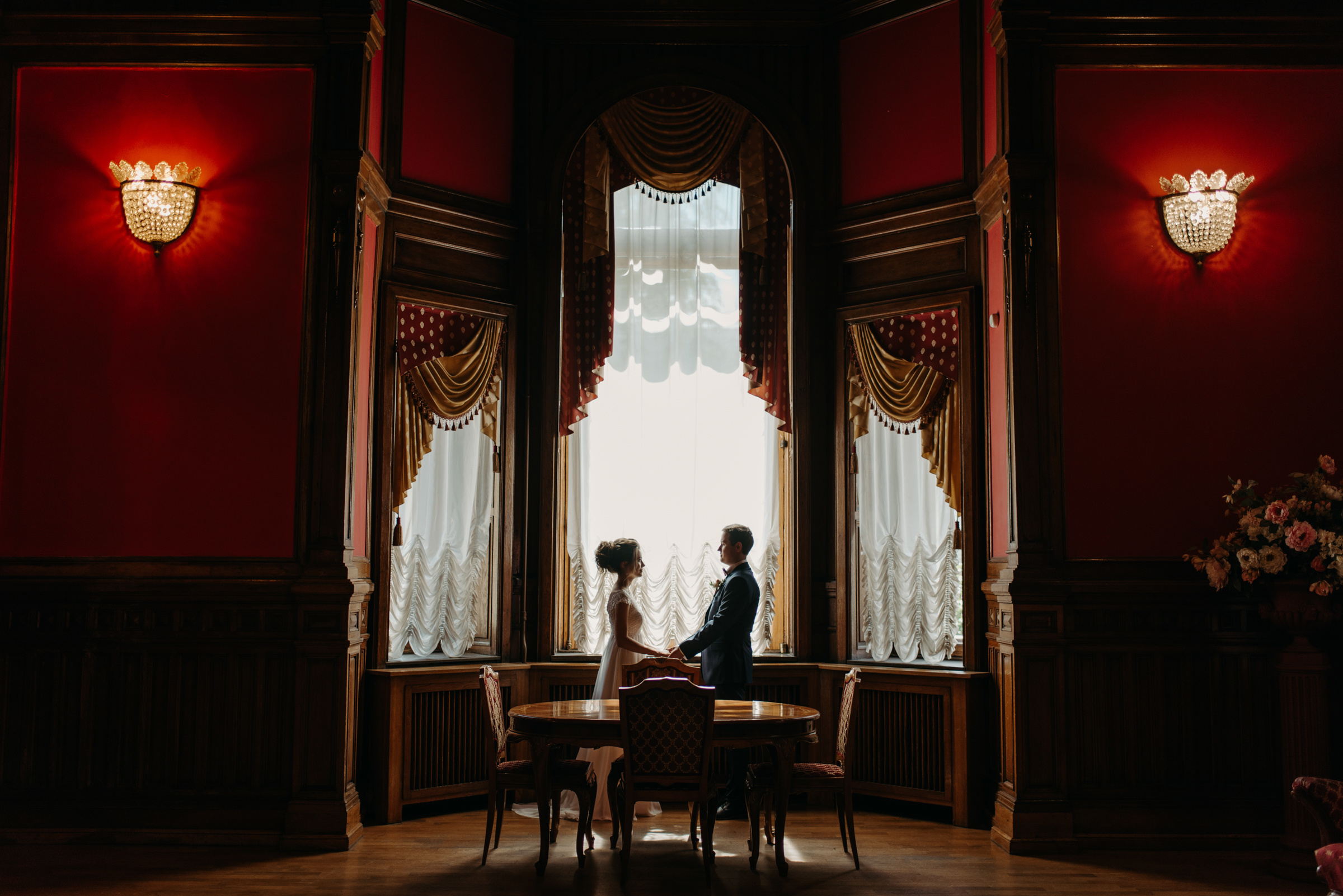 Летняя свадьба в отеле Введенский. Свадебный фотограф в Санкт-Петербурге Венера Ахметова