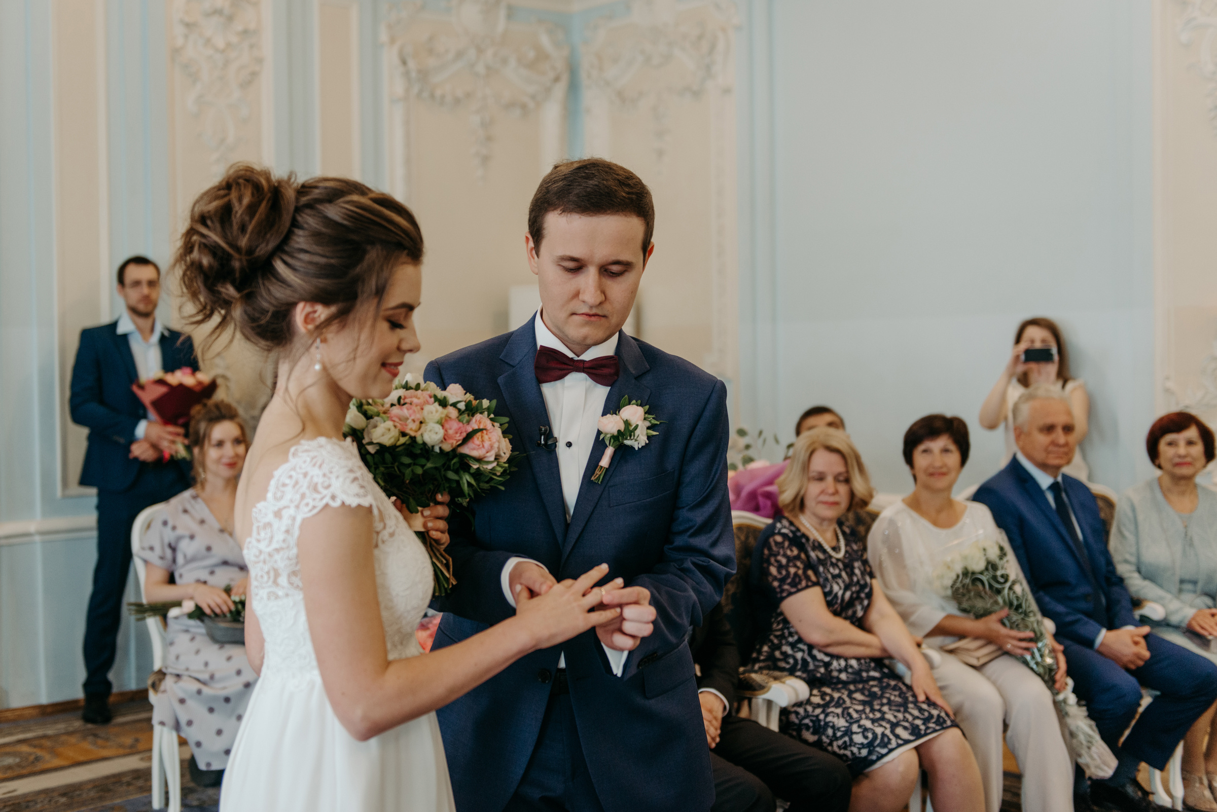 Летняя свадьба в отеле Введенский. Свадебный фотограф в Санкт-Петербурге Венера Ахметова