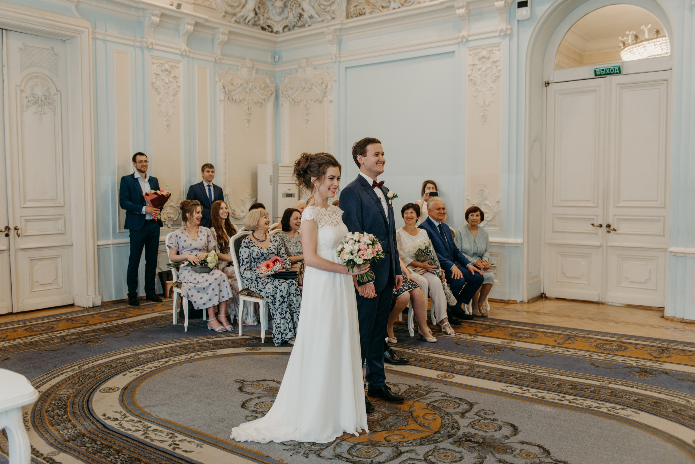 Летняя свадьба в отеле Введенский. Свадебный фотограф в Санкт-Петербурге Венера Ахметова