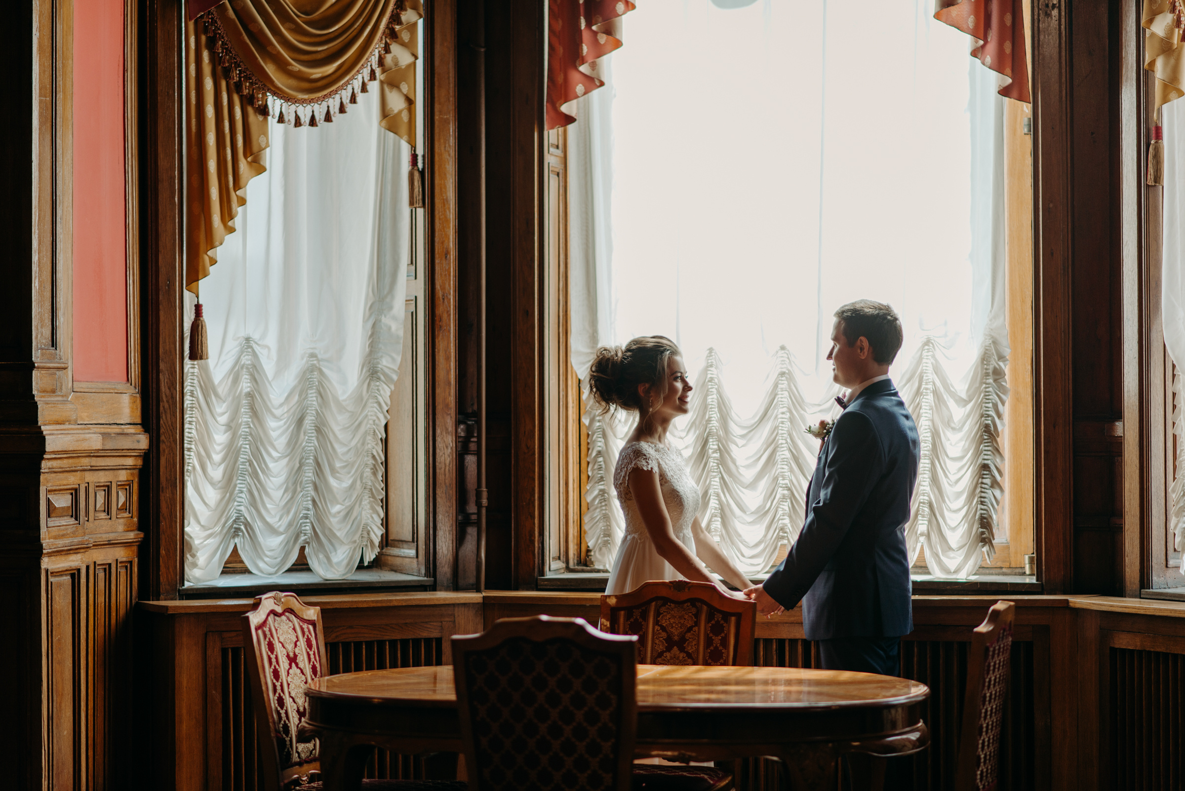 Летняя свадьба в отеле Введенский. Свадебный фотограф в Санкт-Петербурге Венера Ахметова