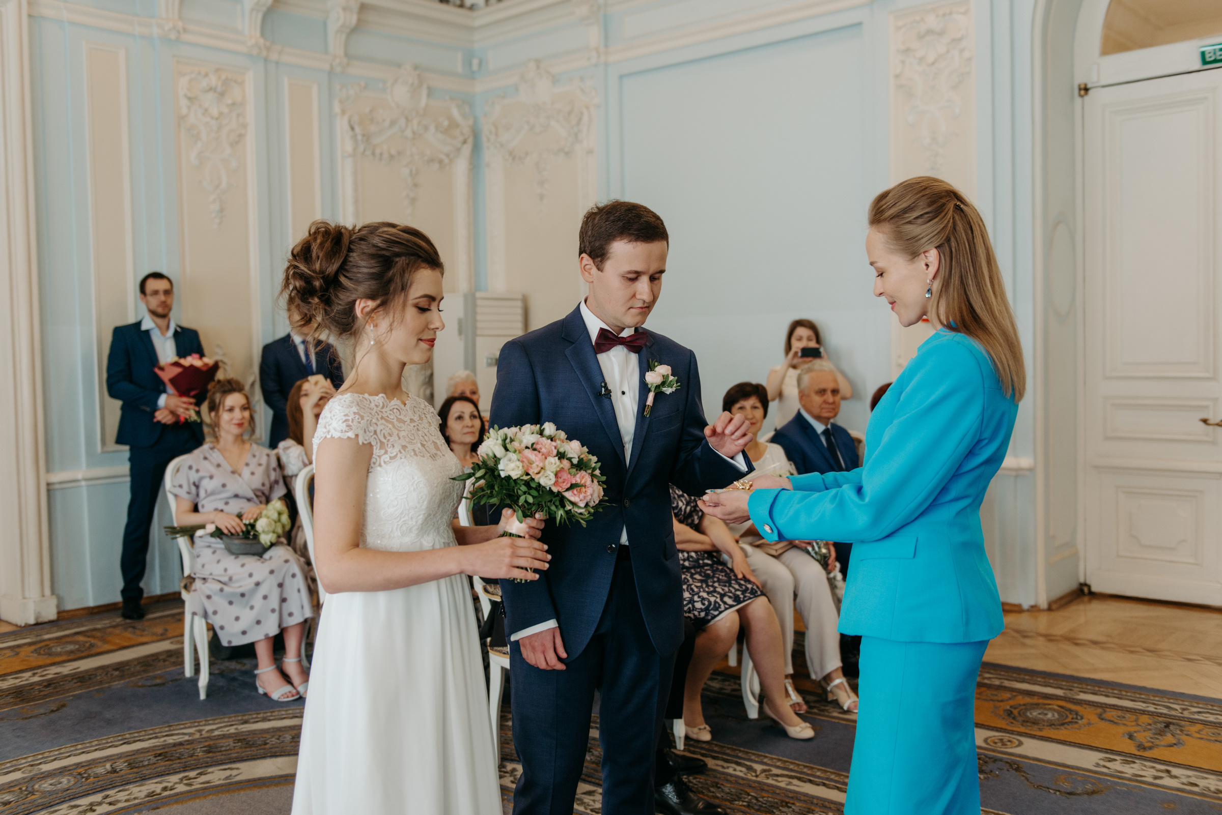 Летняя свадьба в отеле Введенский. Свадебный фотограф в Санкт-Петербурге Венера Ахметова