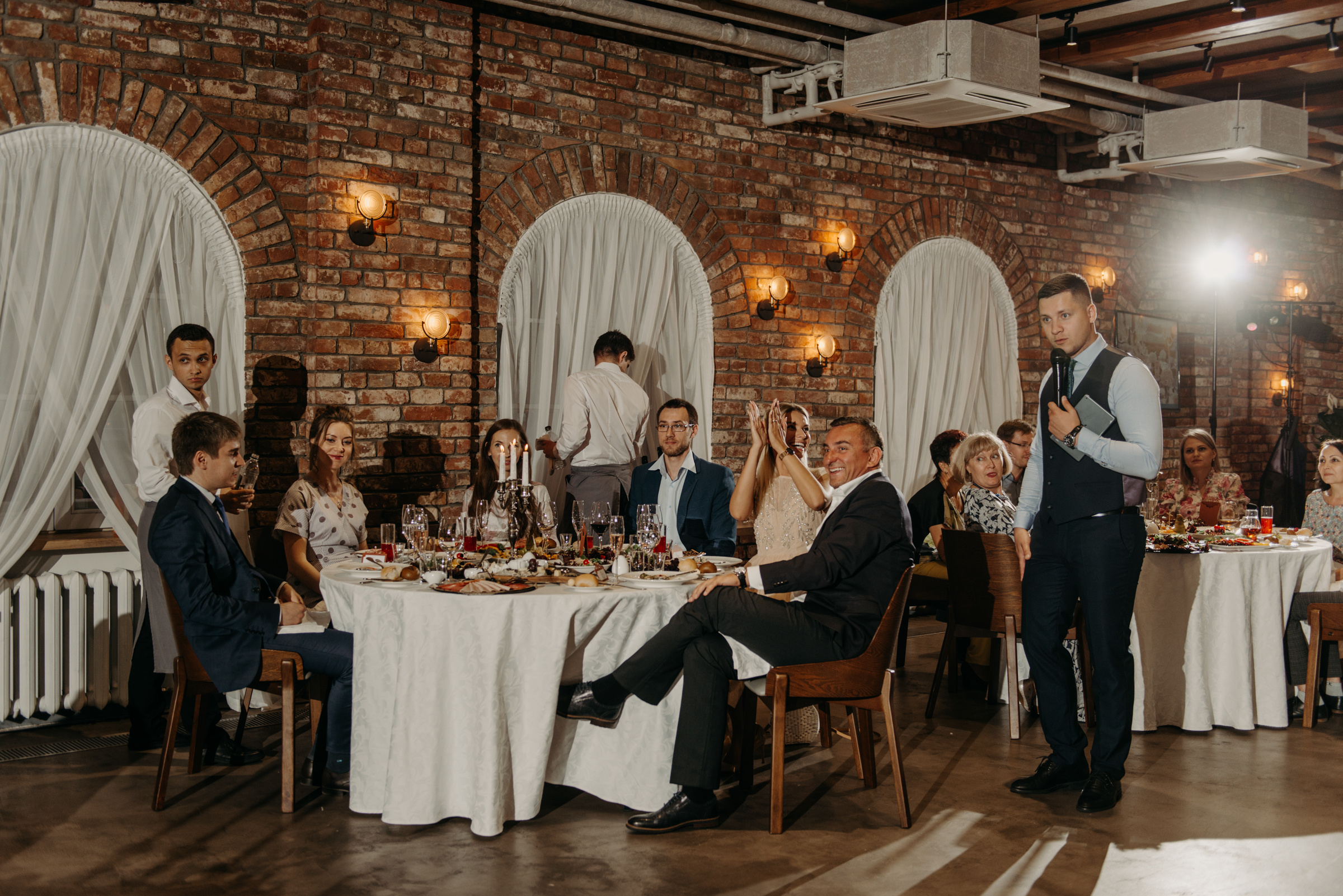 Летняя свадьба в отеле Введенский. Свадебный фотограф в Санкт-Петербурге Венера Ахметова