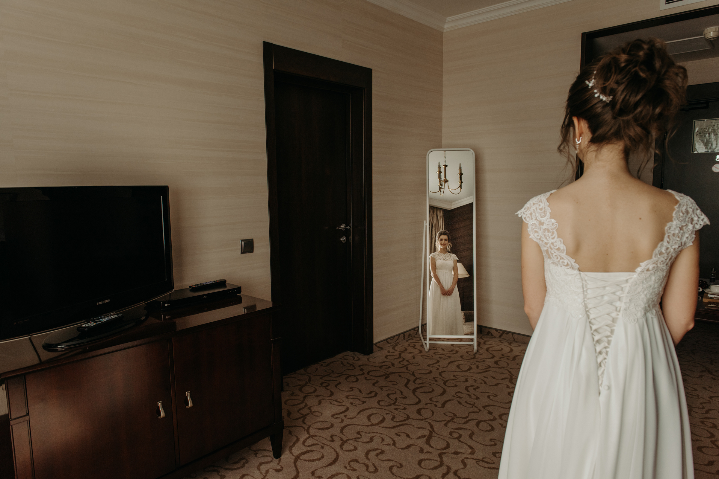 Летняя свадьба в отеле Введенский. Свадебный фотограф в Санкт-Петербурге Венера Ахметова