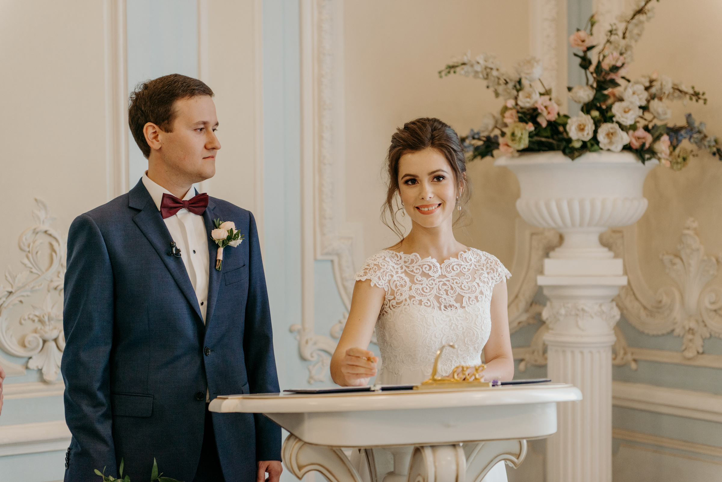 Летняя свадьба в отеле Введенский. Свадебный фотограф в Санкт-Петербурге Венера Ахметова