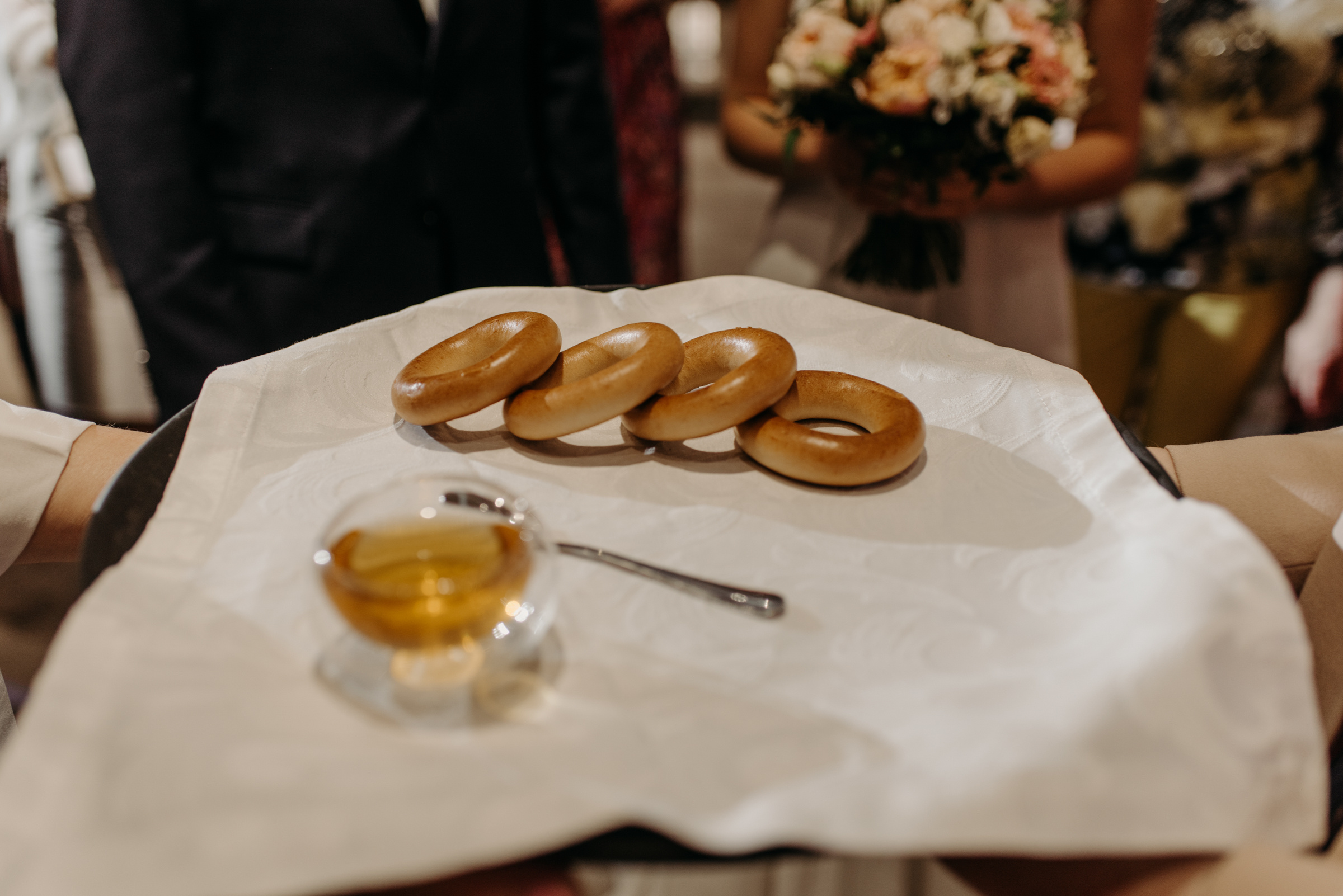 Летняя свадьба в отеле Введенский. Свадебный фотограф в Санкт-Петербурге Венера Ахметова
