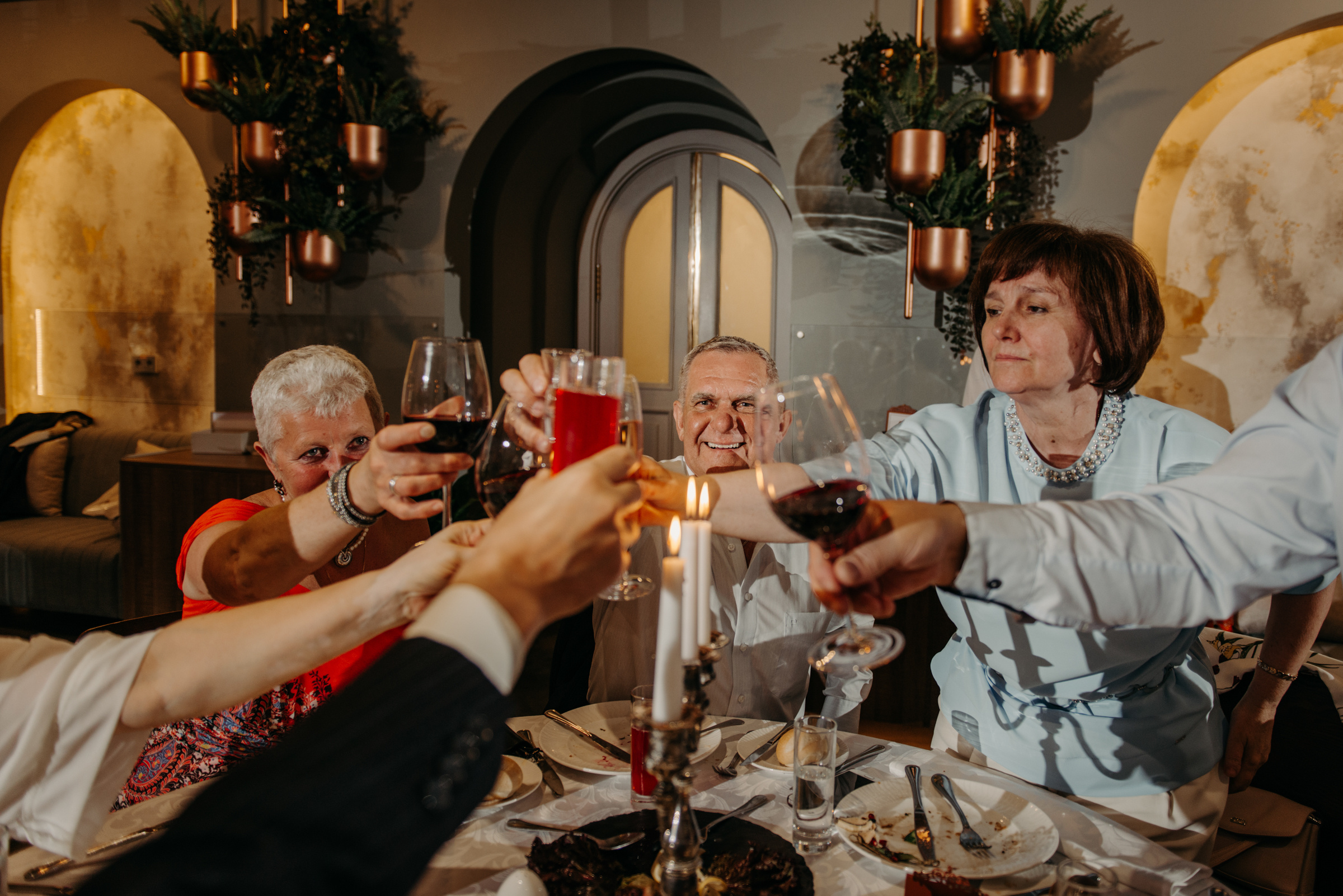 Летняя свадьба в отеле Введенский. Свадебный фотограф в Санкт-Петербурге Венера Ахметова
