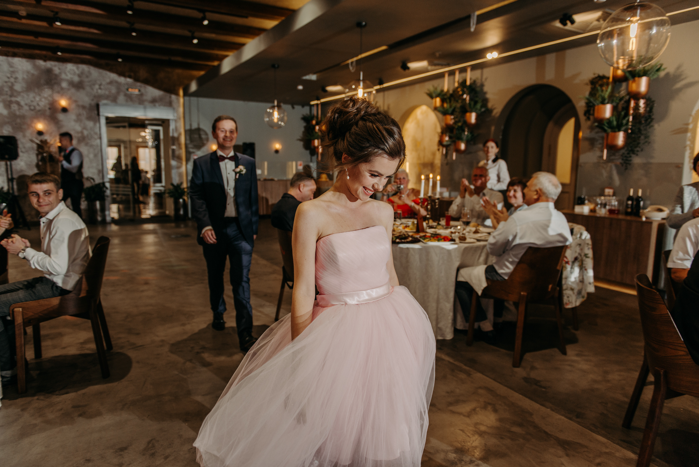 Летняя свадьба в отеле Введенский. Свадебный фотограф в Санкт-Петербурге Венера Ахметова