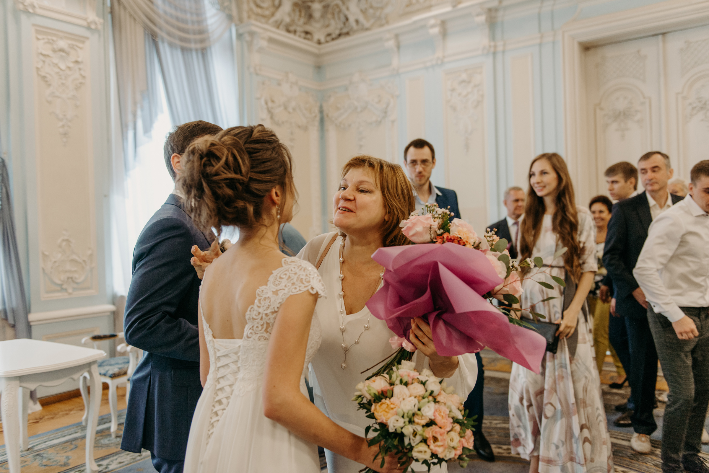 Летняя свадьба в отеле Введенский. Свадебный фотограф в Санкт-Петербурге Венера Ахметова