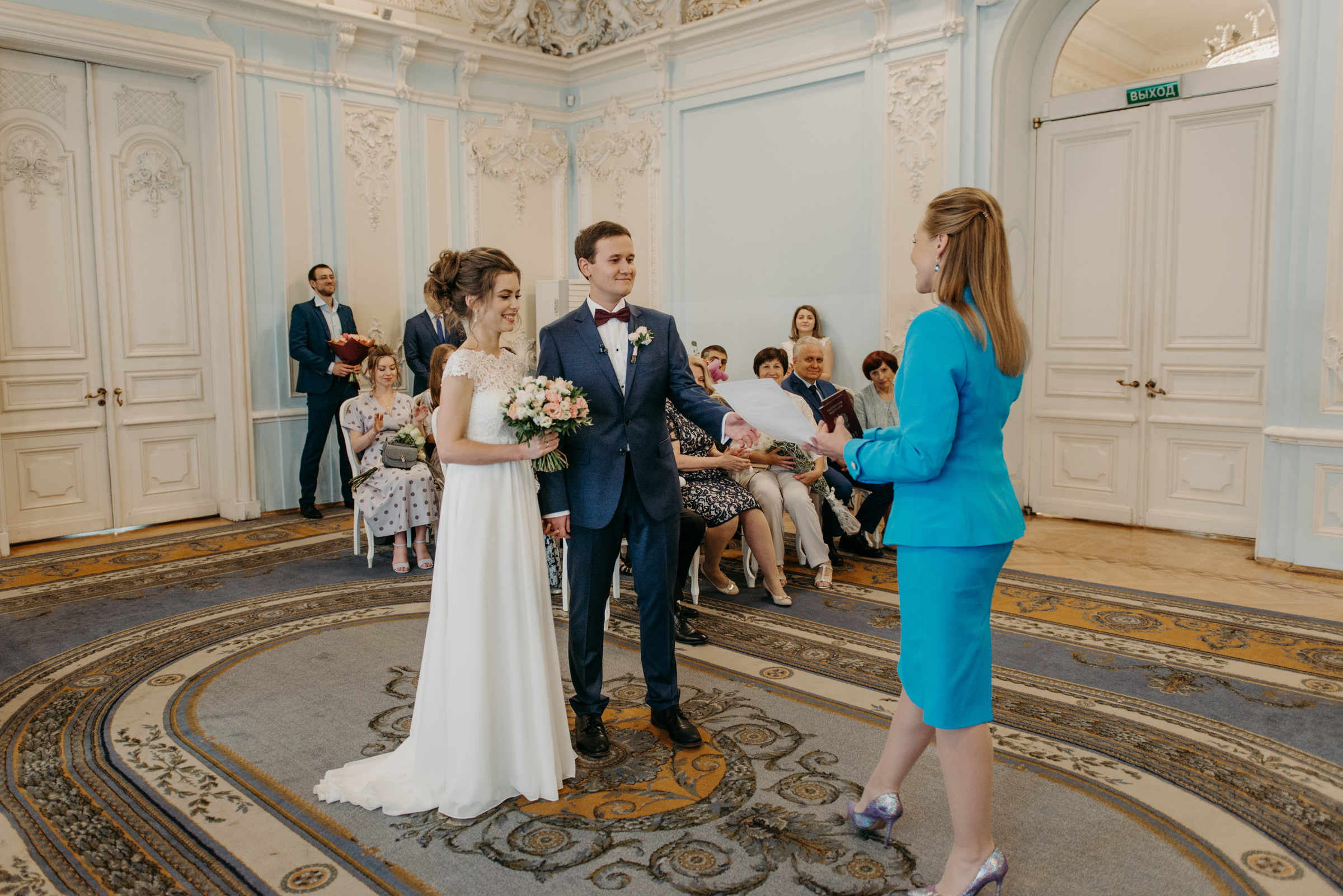 Летняя свадьба в отеле Введенский. Свадебный фотограф в Санкт-Петербурге Венера Ахметова