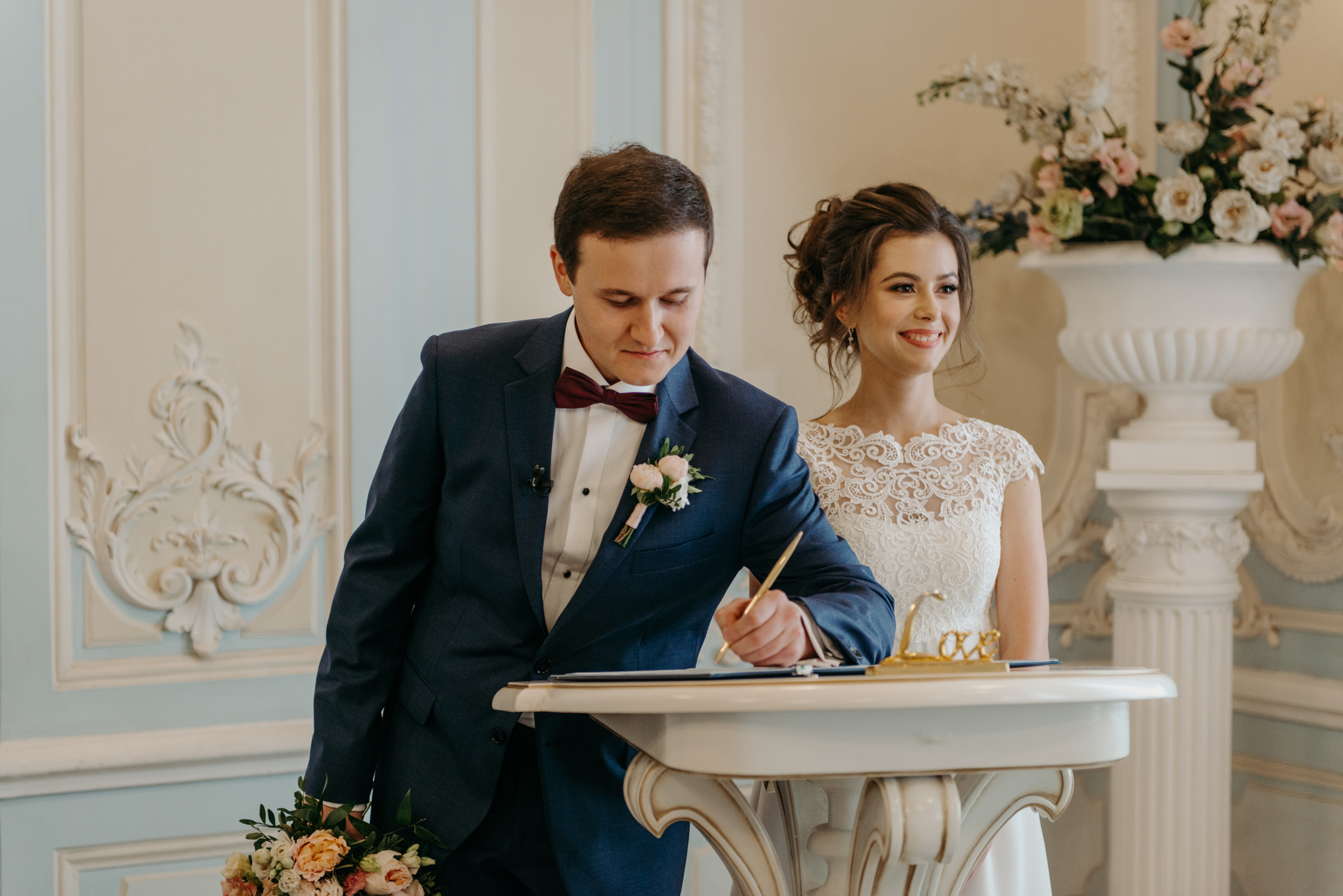 Летняя свадьба в отеле Введенский. Свадебный фотограф в Санкт-Петербурге Венера Ахметова