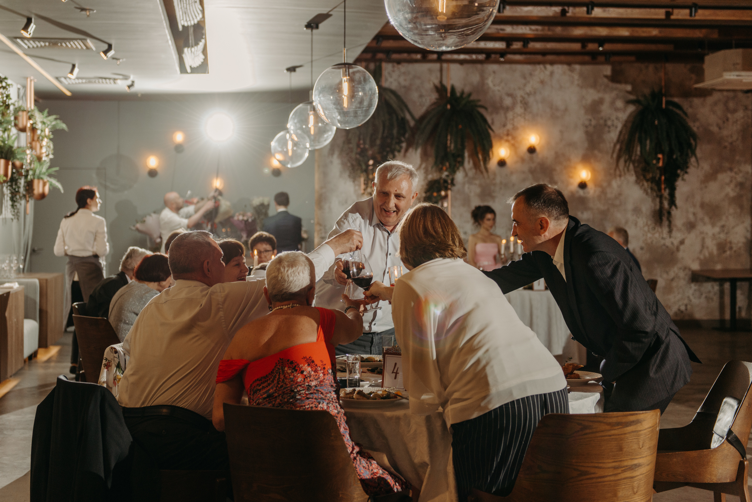 Летняя свадьба в отеле Введенский. Свадебный фотограф в Санкт-Петербурге Венера Ахметова