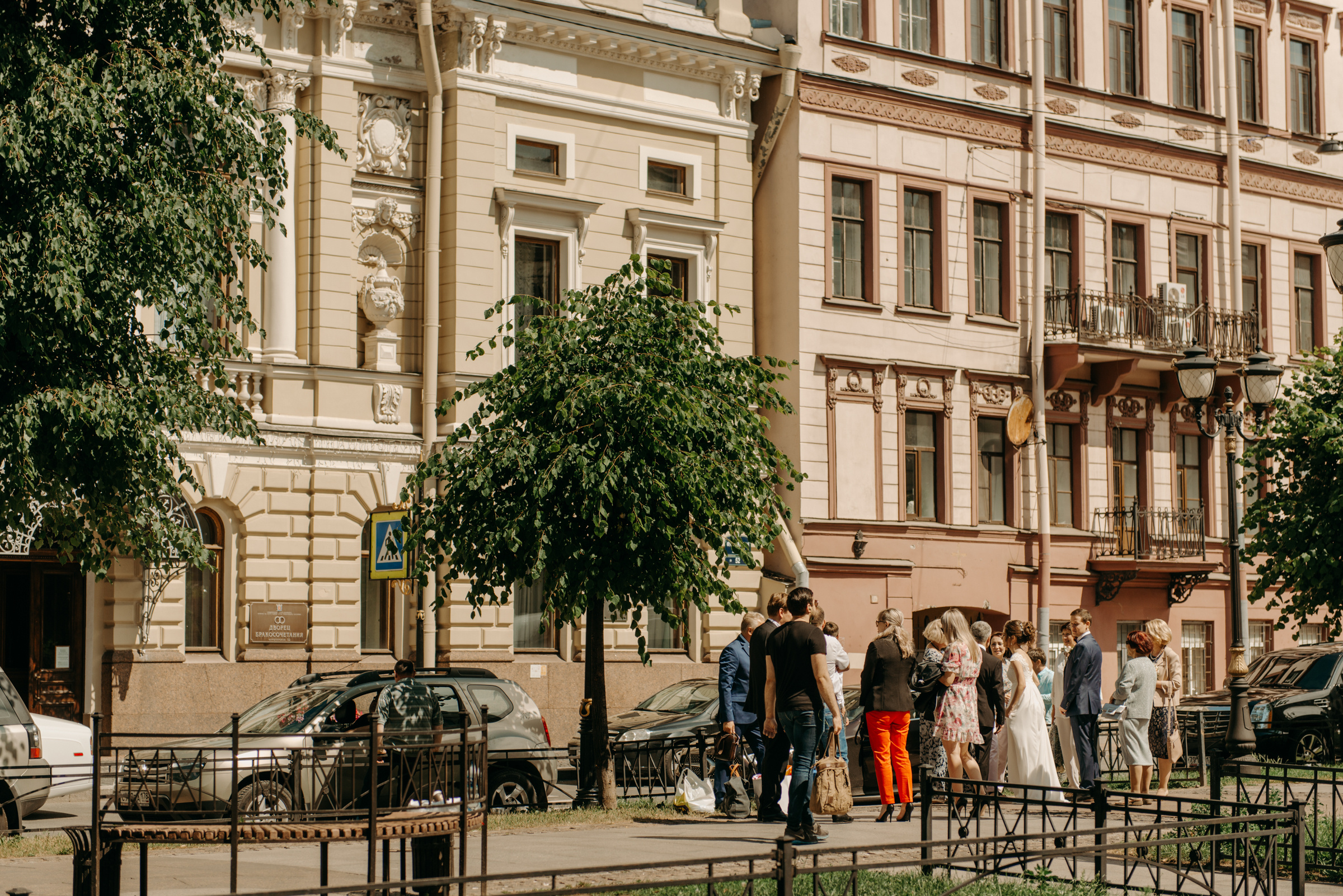 Летняя свадьба в отеле Введенский. Свадебный фотограф в Санкт-Петербурге Венера Ахметова