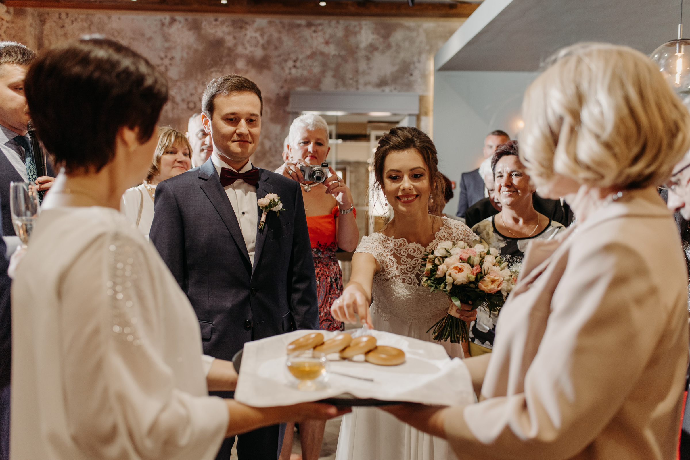 Летняя свадьба в отеле Введенский. Свадебный фотограф в Санкт-Петербурге Венера Ахметова