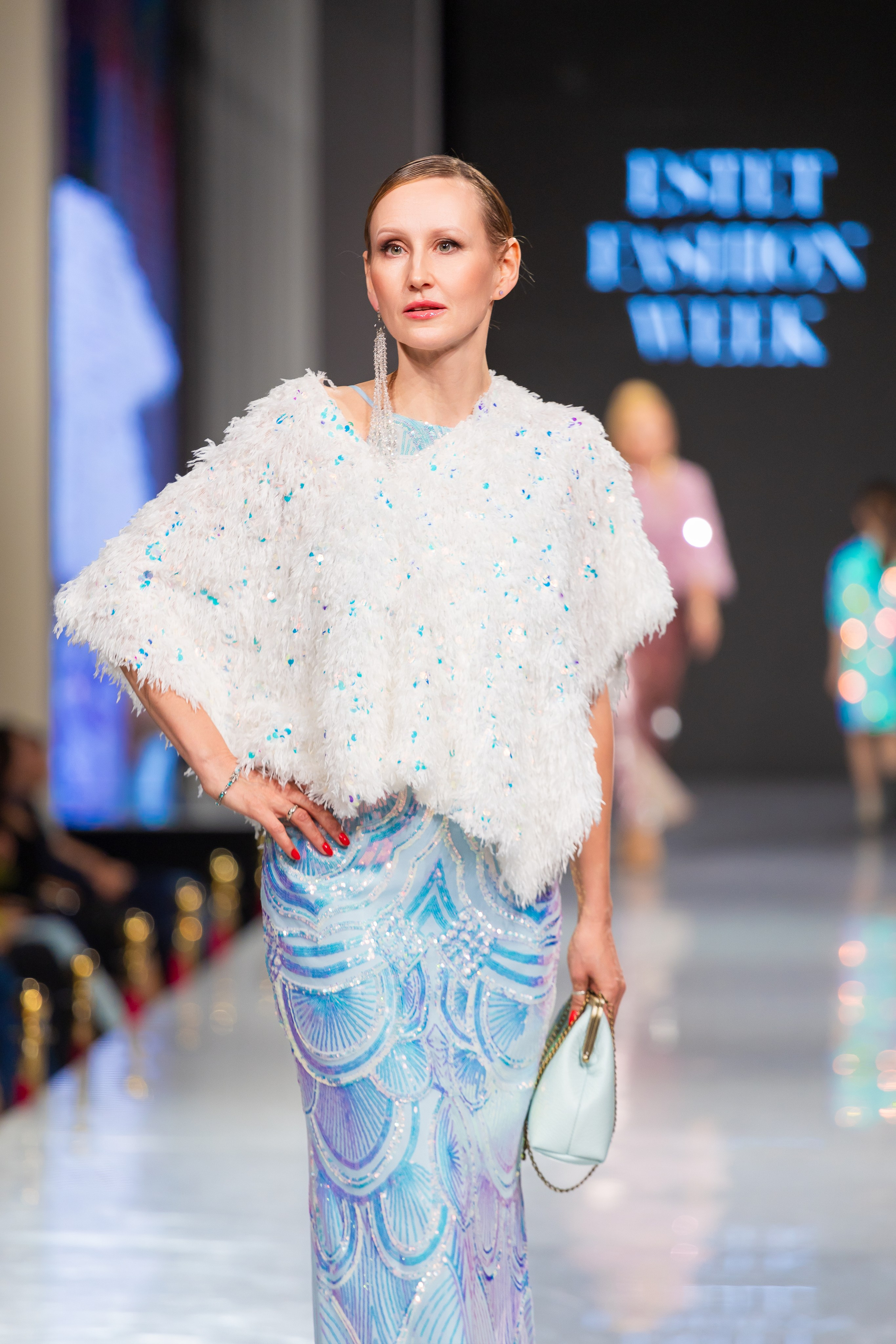 Estet Fashion Week. Photomantis