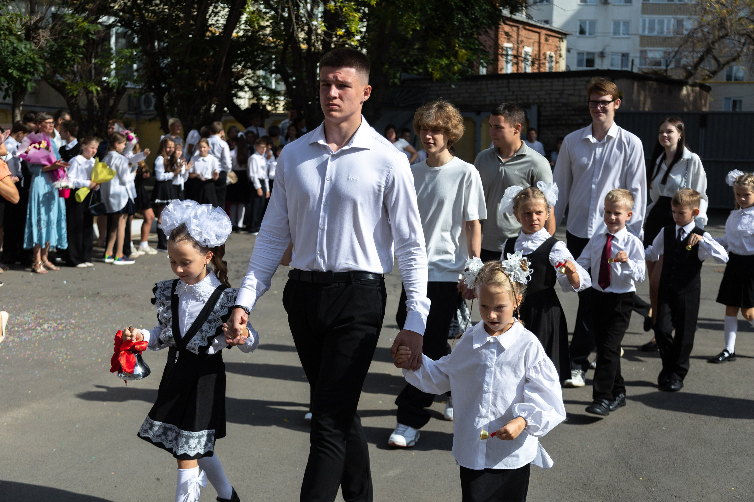 Репортаж 1 сентября. Выпускные альбомы Саратов Энгельс фотограф Титова Ирина