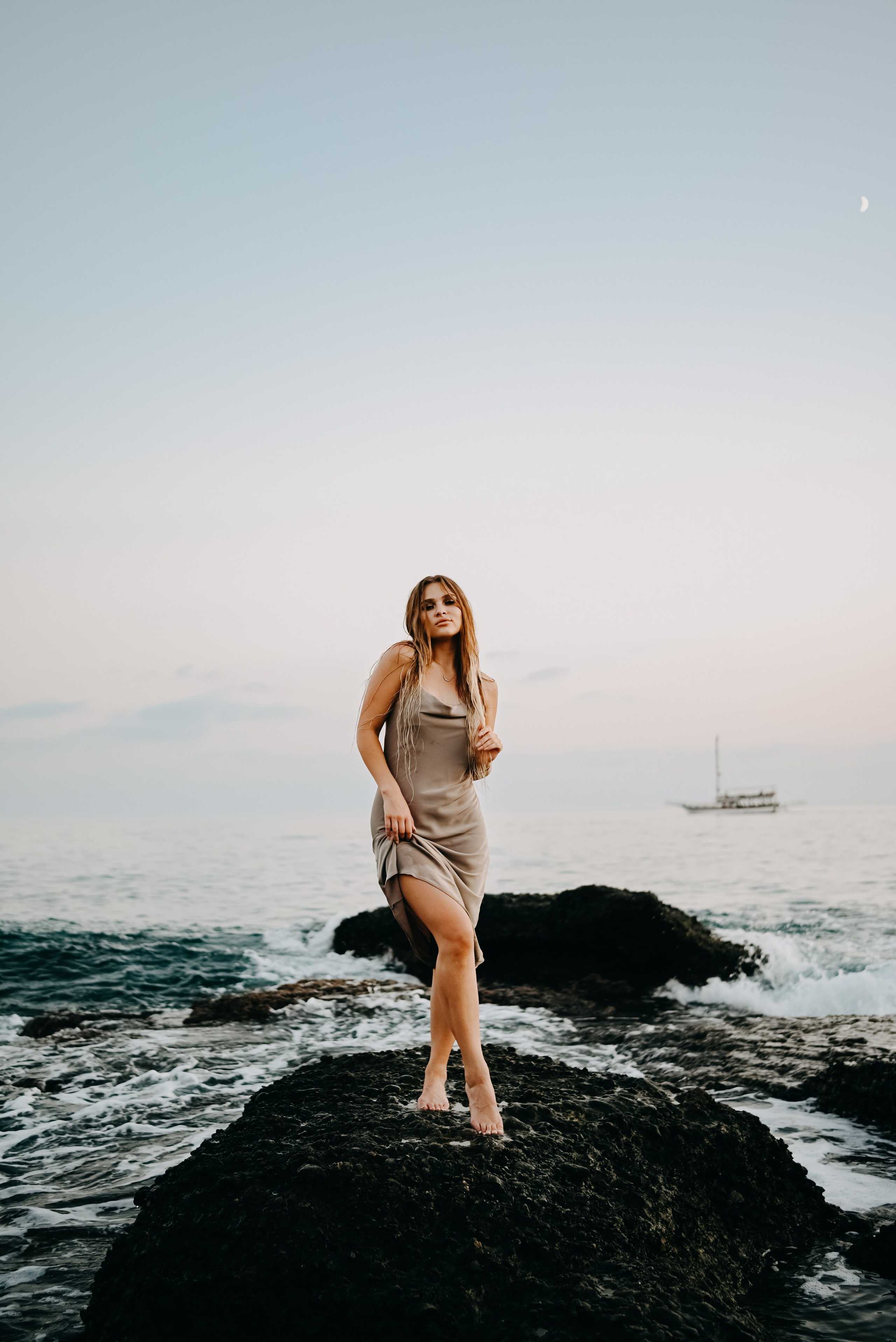 Портретная фотосессия на море. Портретный и свадебный фотограф в Тбилиси • xeniqo