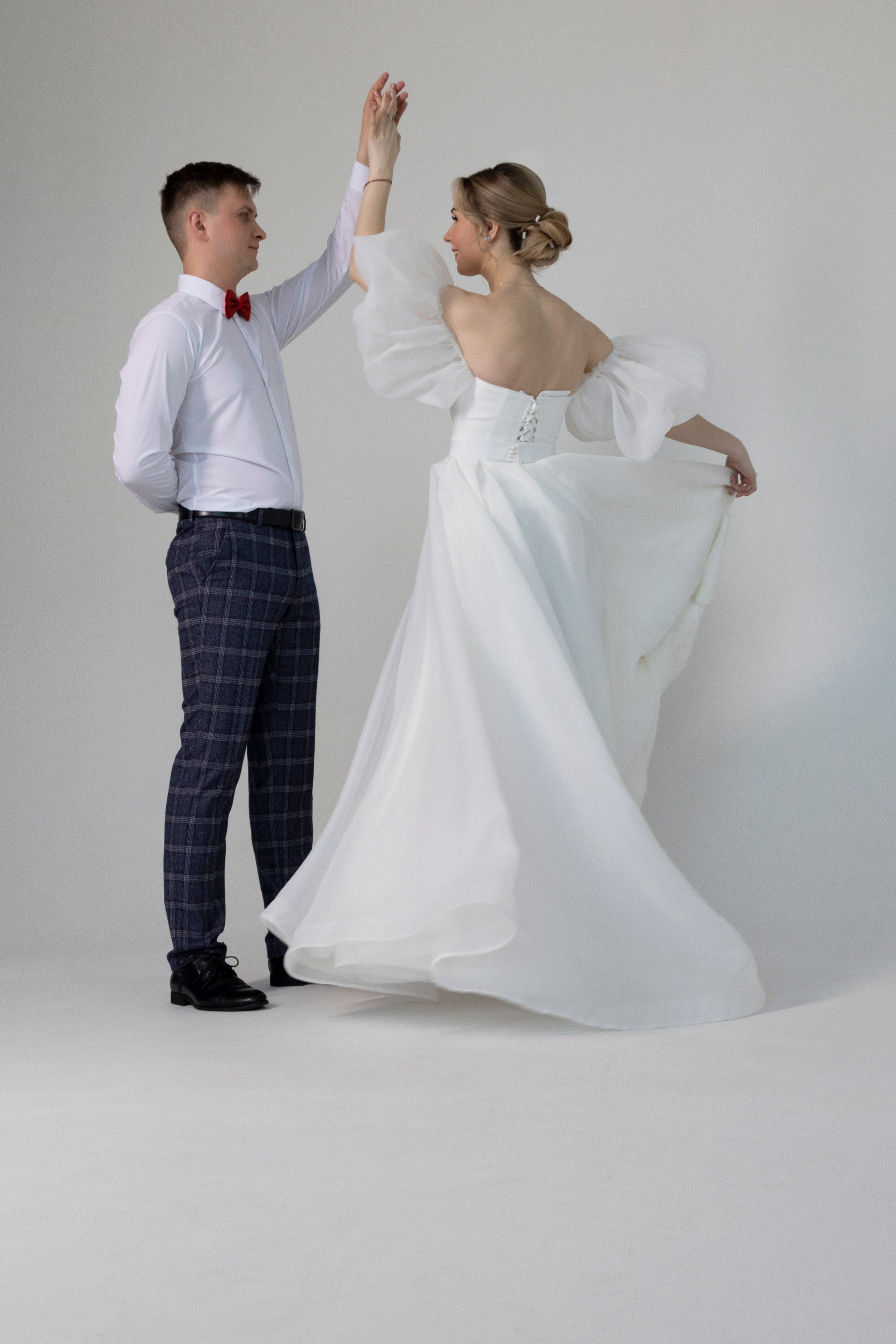 Свадебная фотосессия в студии. Фотограф в Туле — Борисов Николай