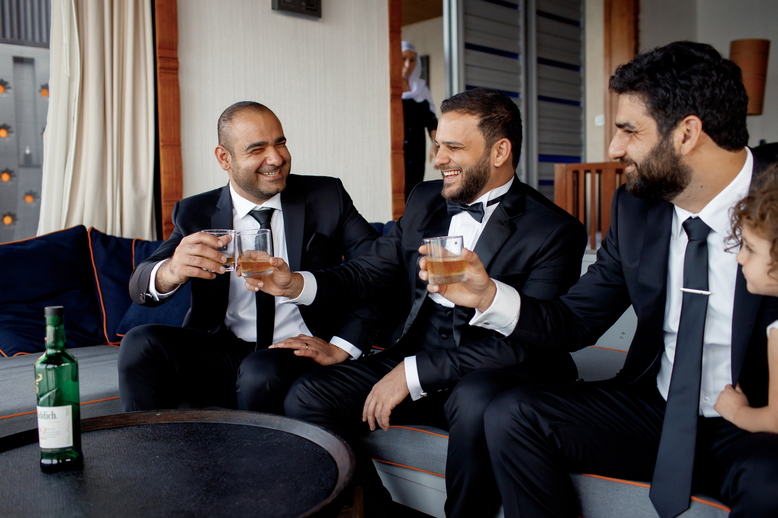 Свадьба с гостями на Пхукете. Фотограф на Пхукете в Таиланде