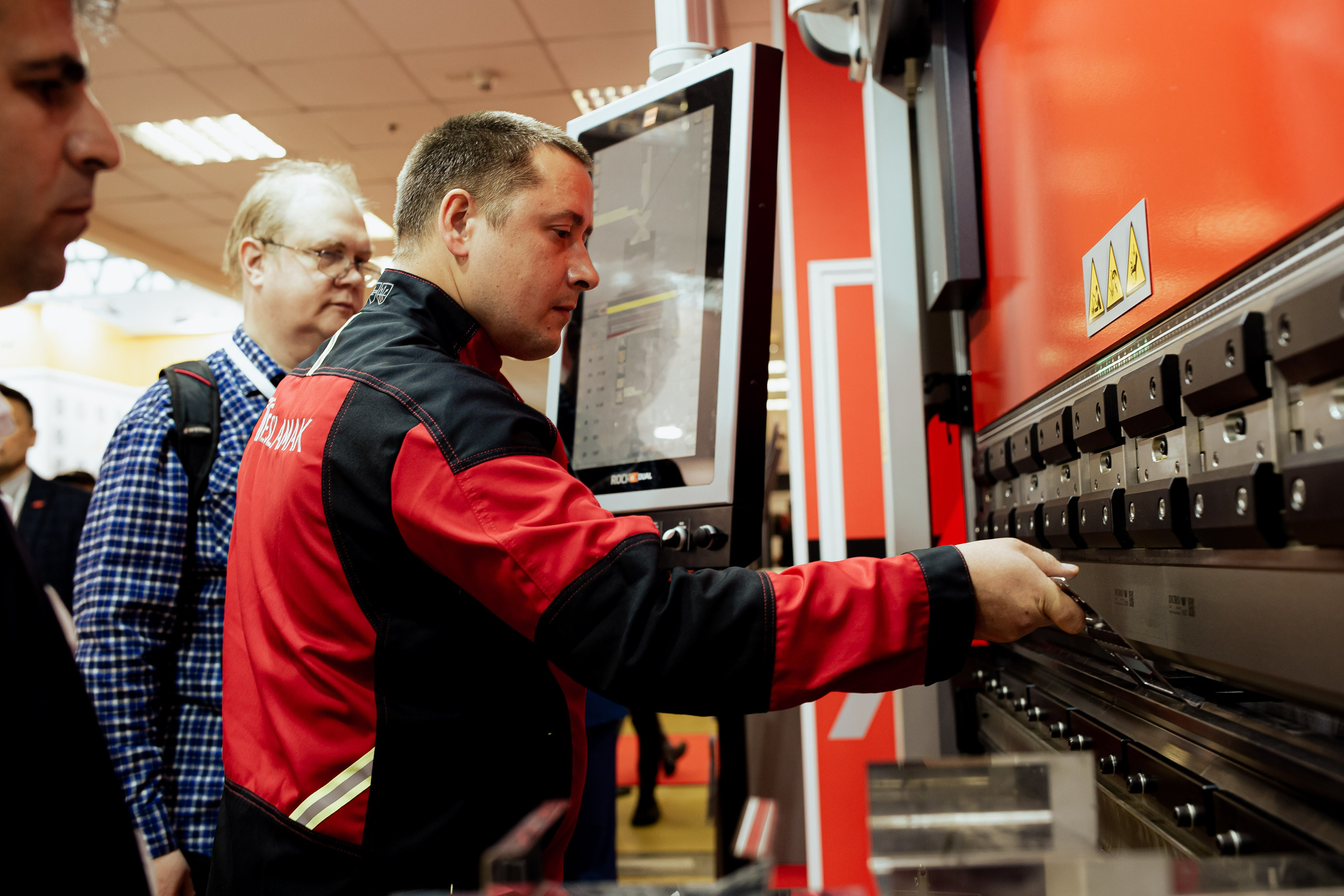 Technograv_Выставка_Металлообработка_ ЭКСПОЦЕНТР. Репортажный (клубный) фотограф в Москве
