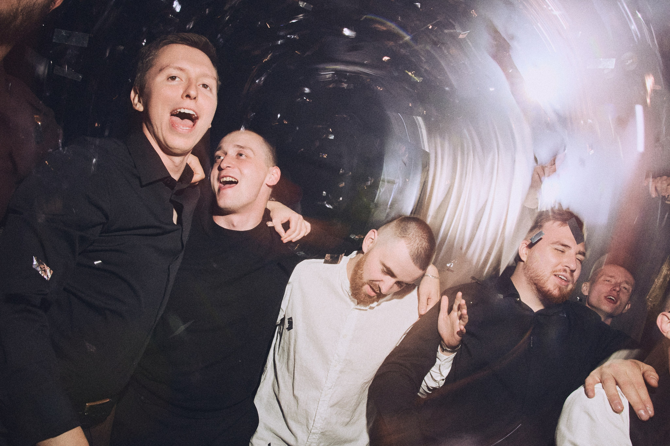 VIBE&VELVET. Дмитрий Мазуркевич: Профессиональный Репортажный Фотограф