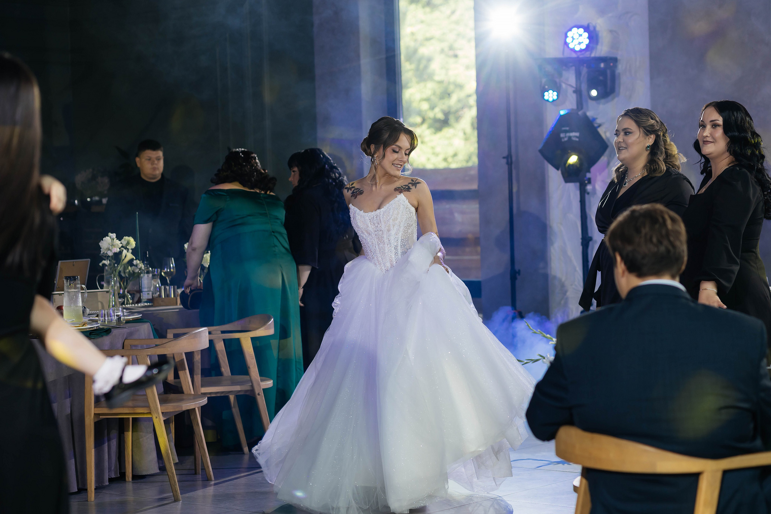 Свадебная история. Лесной Виладж. Свадебный и семейный фотограф Рассказова Виктория