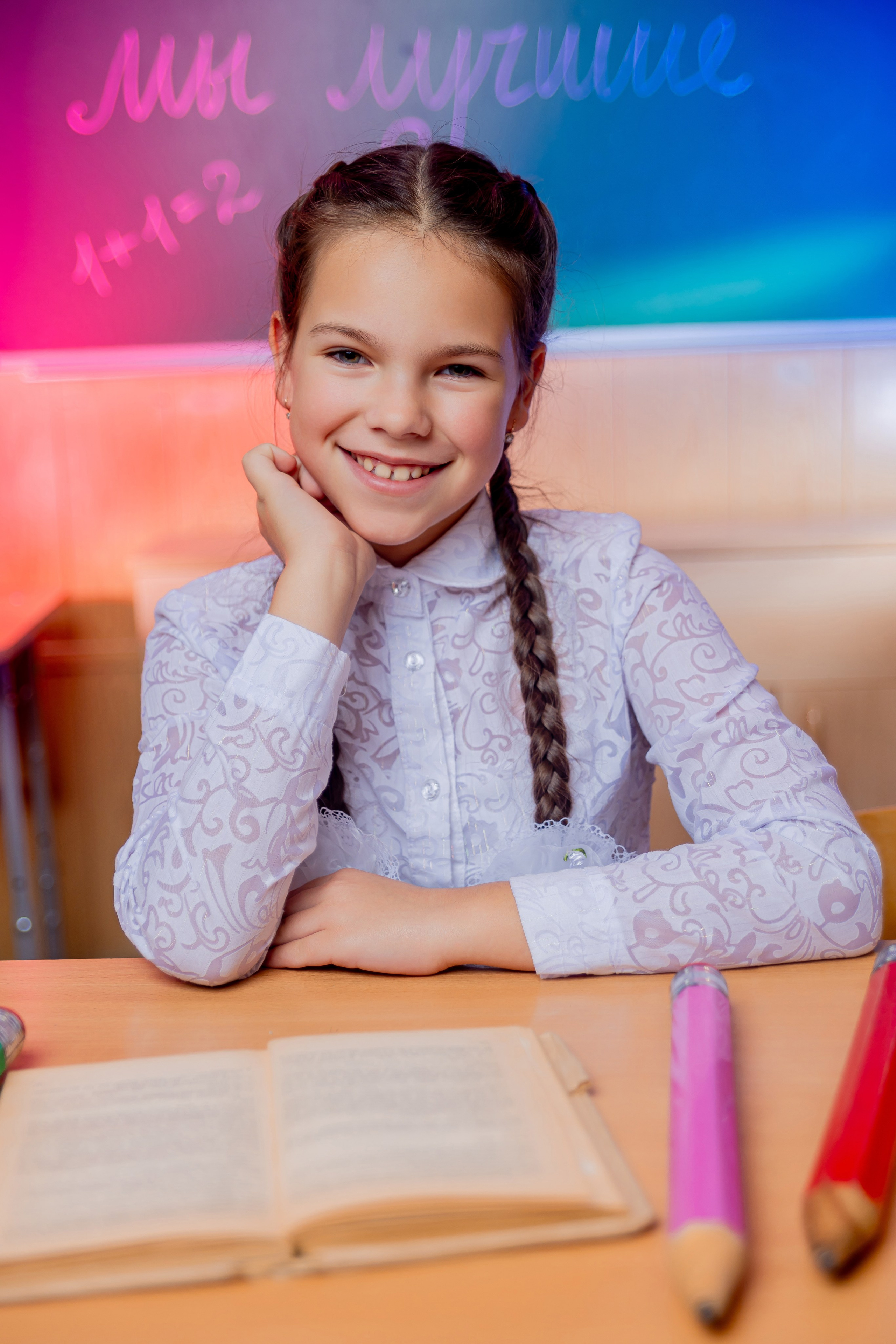 Портреты со смешанным светом в школе. Выпускные альбомы в Крыму, Севастополе и Симферополе