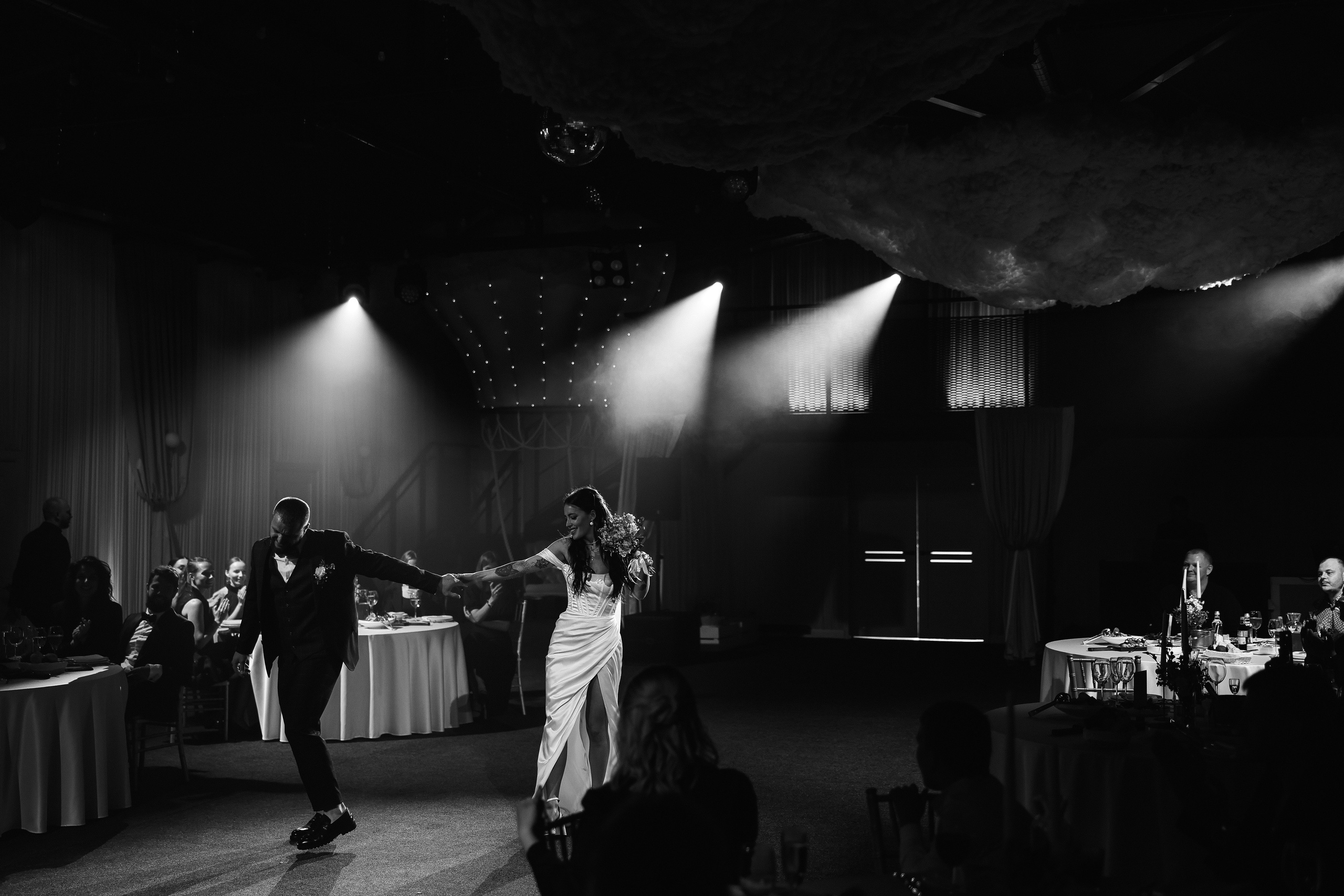 Игристая бусинка. Свадебный и семейный Фотограф Денис Кошель