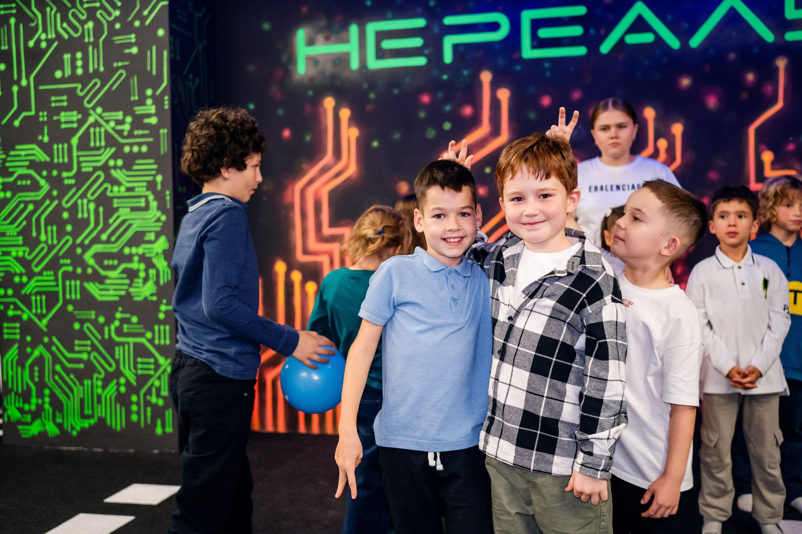 VR (September-October 2024). Felixtones