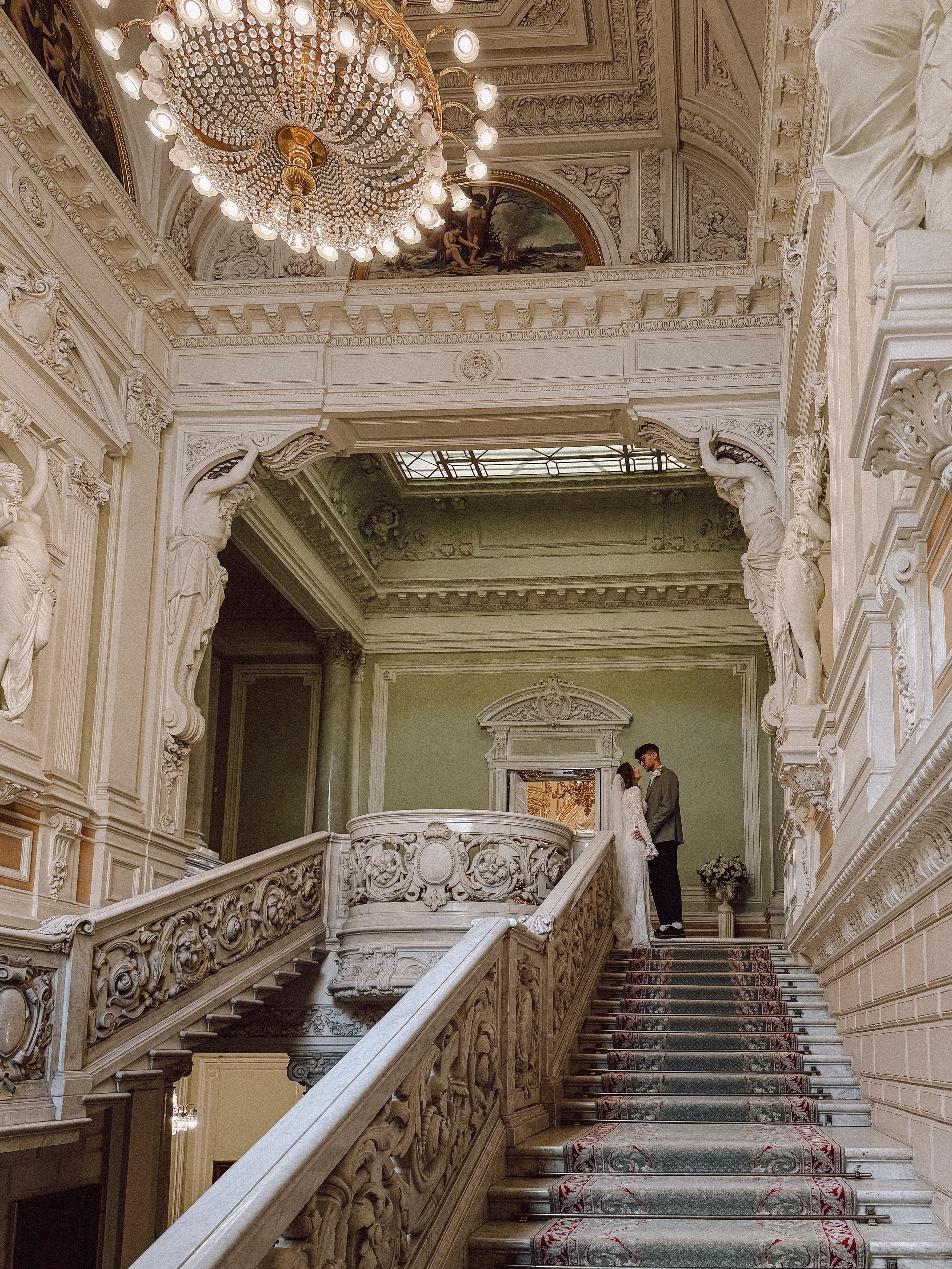ФОТО НА ТЕЛЕФОН ВО ВРЕМЯ БРАКОСОЧЕТАНИЯ В ПЕРВОМ ДВОРЦЕ И ПРОГУЛКИ. Профессиональный фотограф, Санкт-Петербург — Виктория Богомолова
