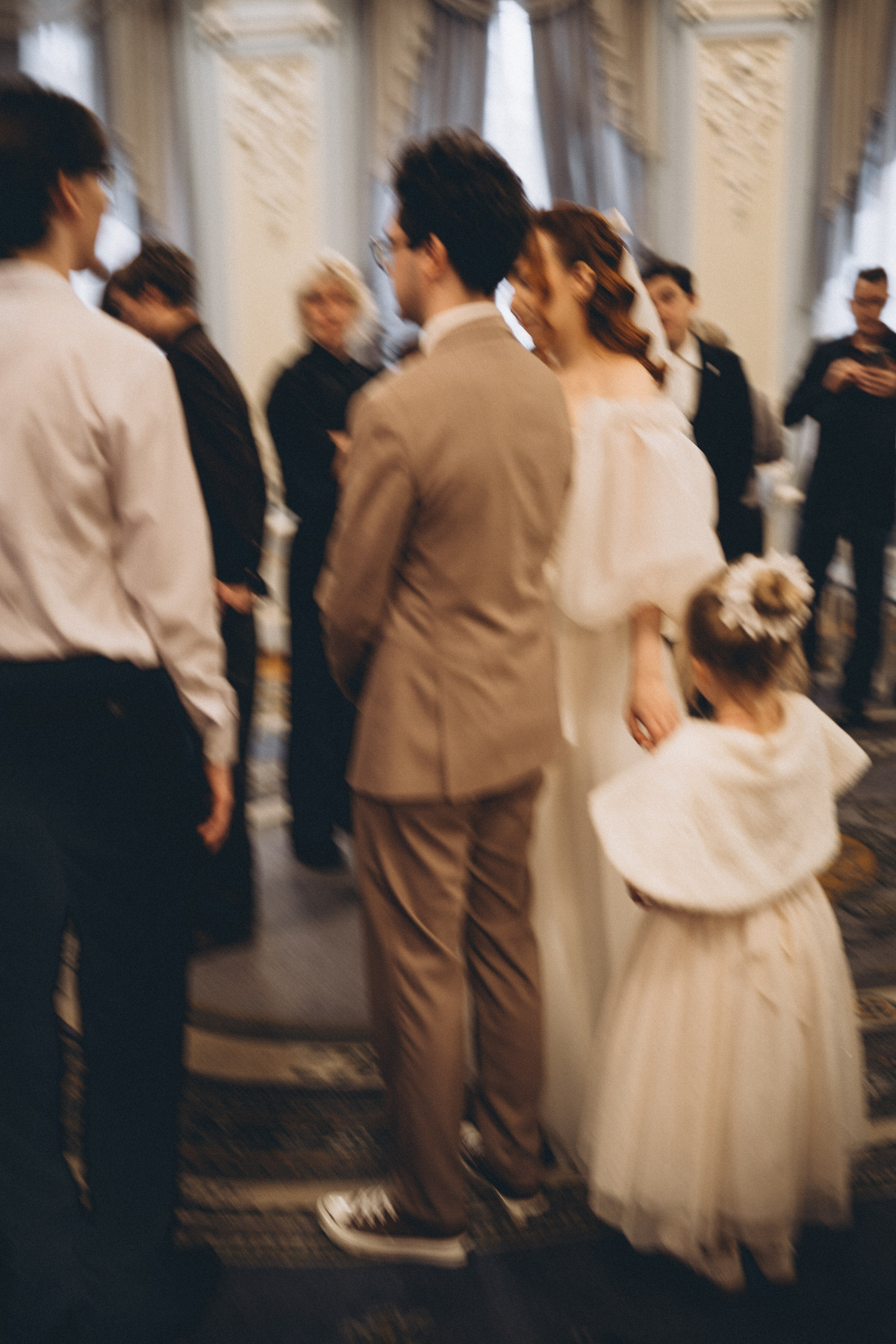 СВАДЕБНАЯ СЬЕМКА ВО ВТОРОМ ДВОРЦЕ С ГОСТЯМИ И ПРОГУЛКА В ТАВРИЧЕСКОМ САДУ. Профессиональный фотограф, Санкт-Петербург — Виктория Богомолова