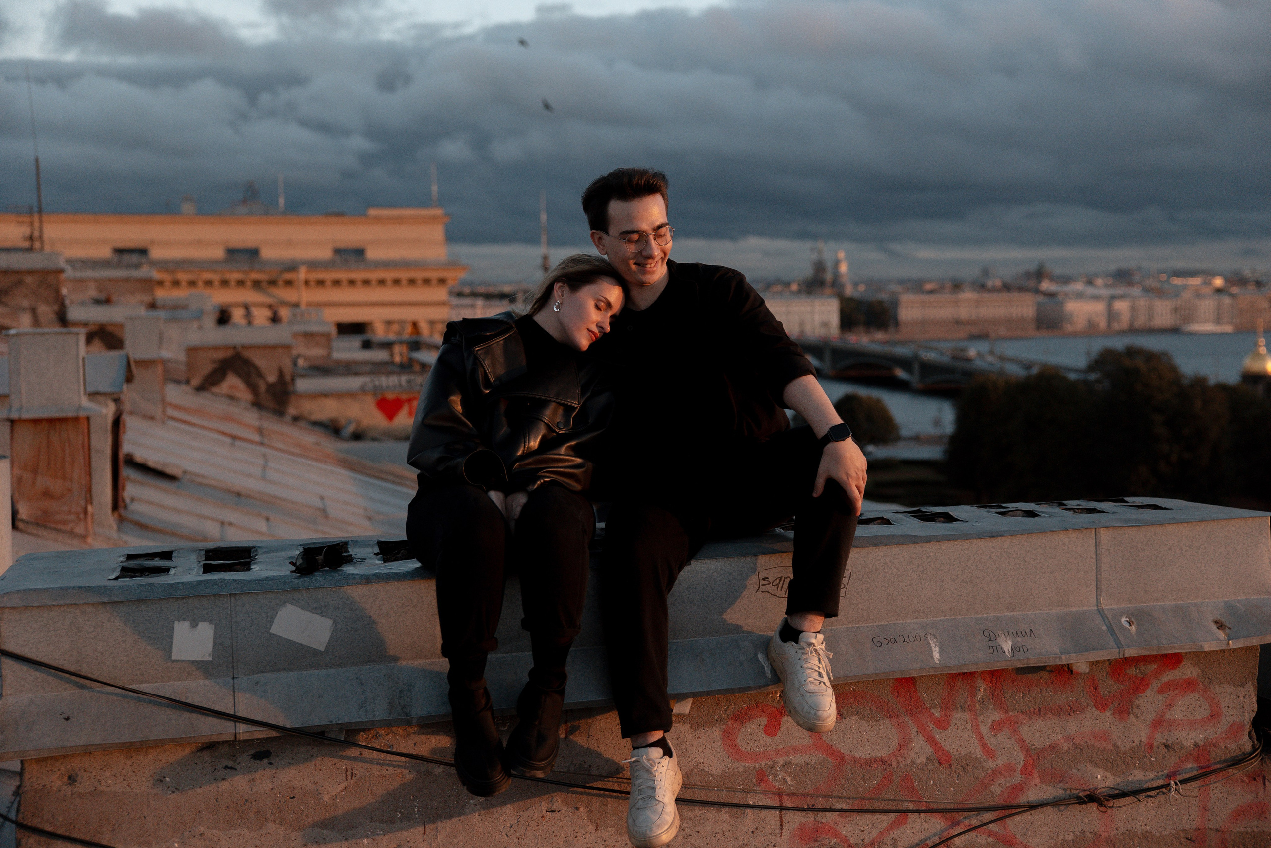 Над антеннами и проводами (Свадьба Ромы и Саши: Объект охраняется). Wed Photographers 📷 Saint Petersburg